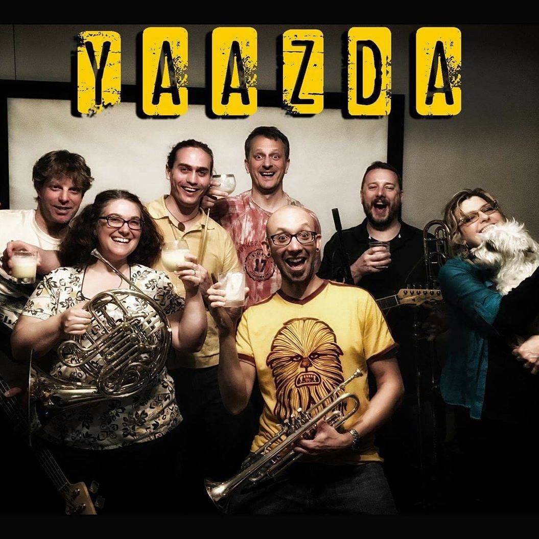 Yaazda at the Crocodile Cafe