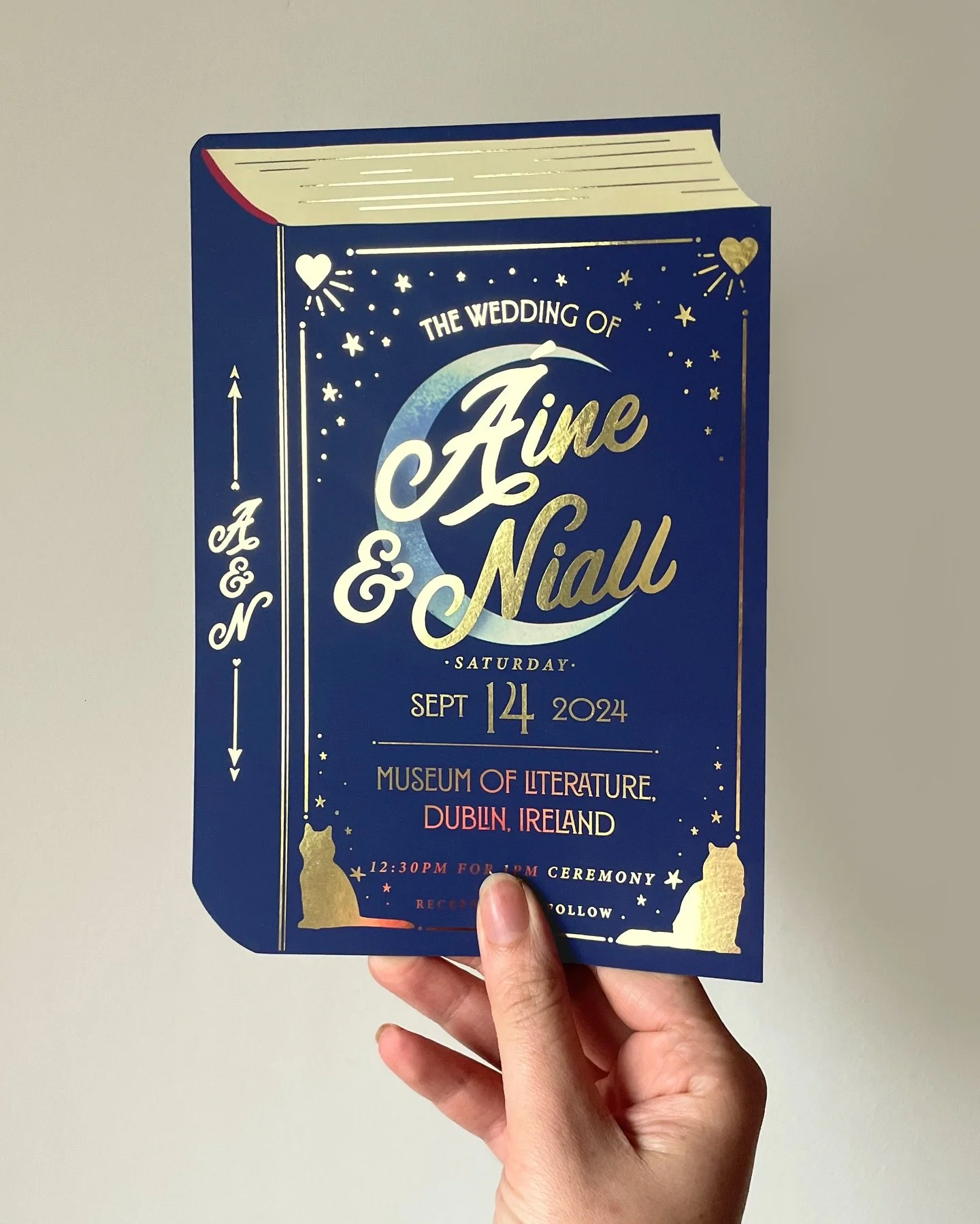 Last year I had the special honour of creating wedding invites for my bestest friends &Aacute;ine and Niall and today marks their 1st wedding anniversary! 🥹🌙✨

When they asked me to design these last year they were so chill and simply said &ldquo;w