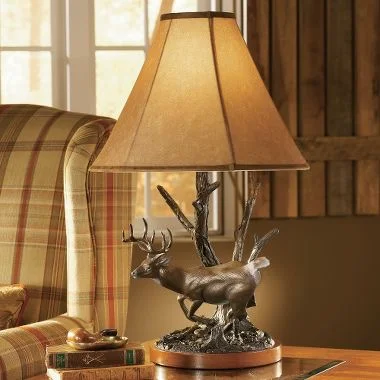 Cabela's Opposing Whitetail Lamp