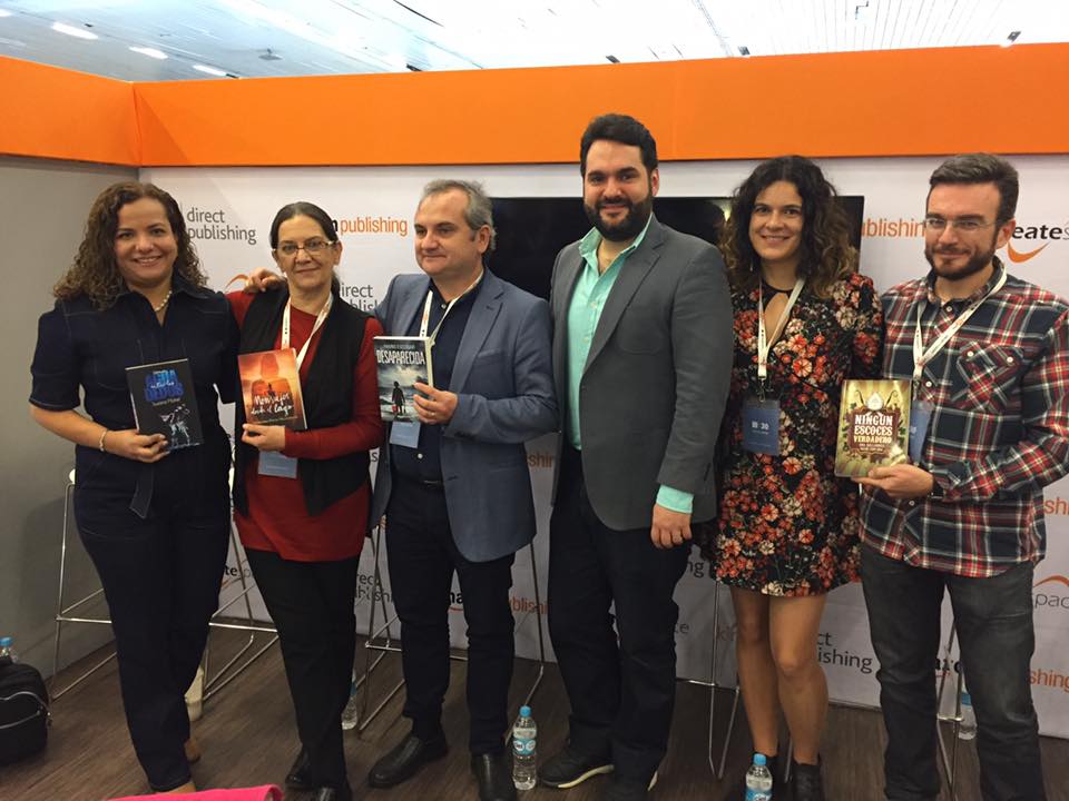 Mercedes Pinto Maldonado Feria Internacional del Libro de Guadalajara 2016 - 10