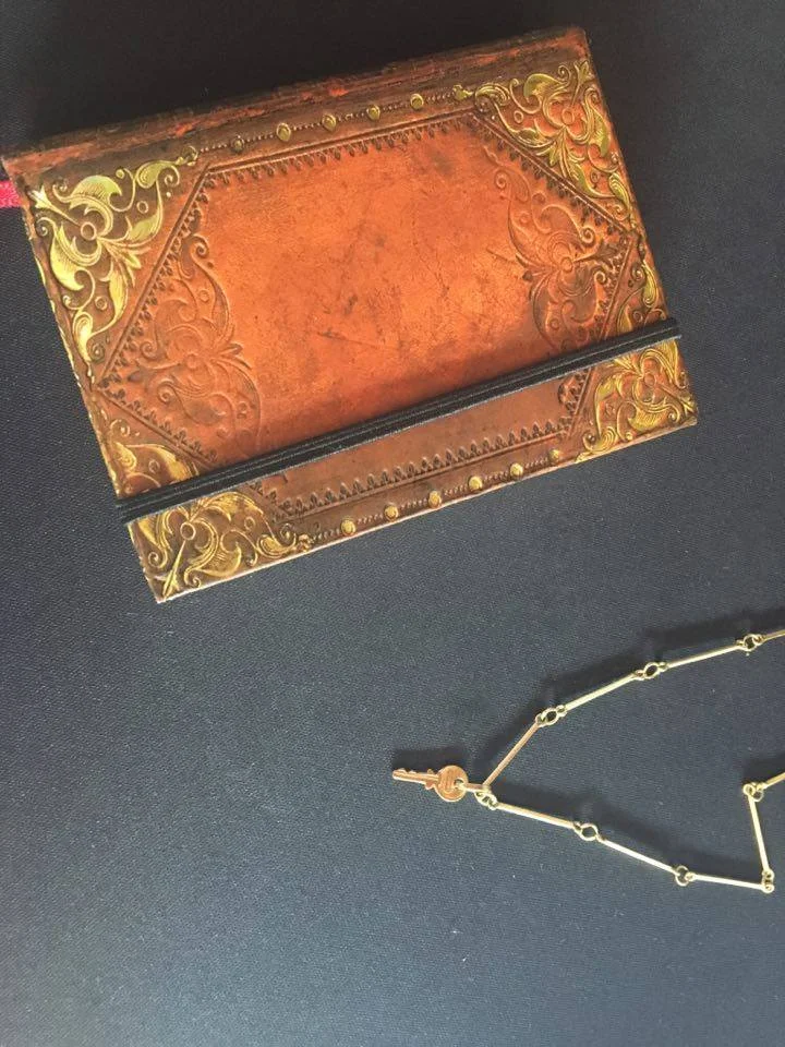 Libreta y llave, Branka1.jpg