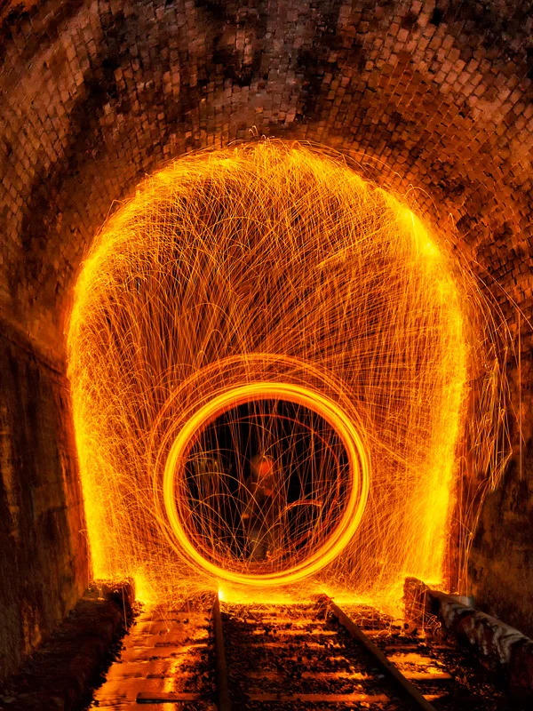 Tunnel Sparks (Nightsky)