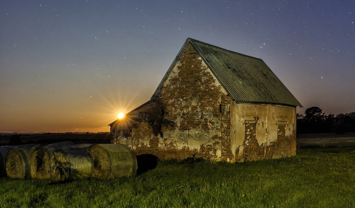 Moonrise by Shane Westley
