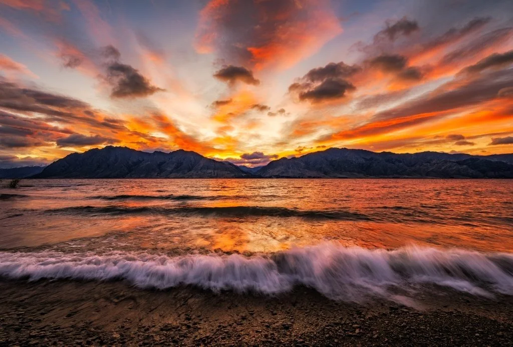 Lake Hawea Dawn