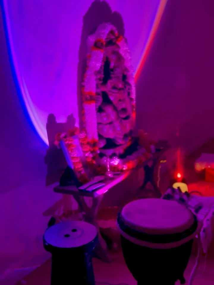 i don’t crave anything high intensity right now. i kinda just want to sit with god more. be still and mystical and reflective.
feeling, releasing, arriving to a deeper place within to notice what’s there. clear some space to enter a new