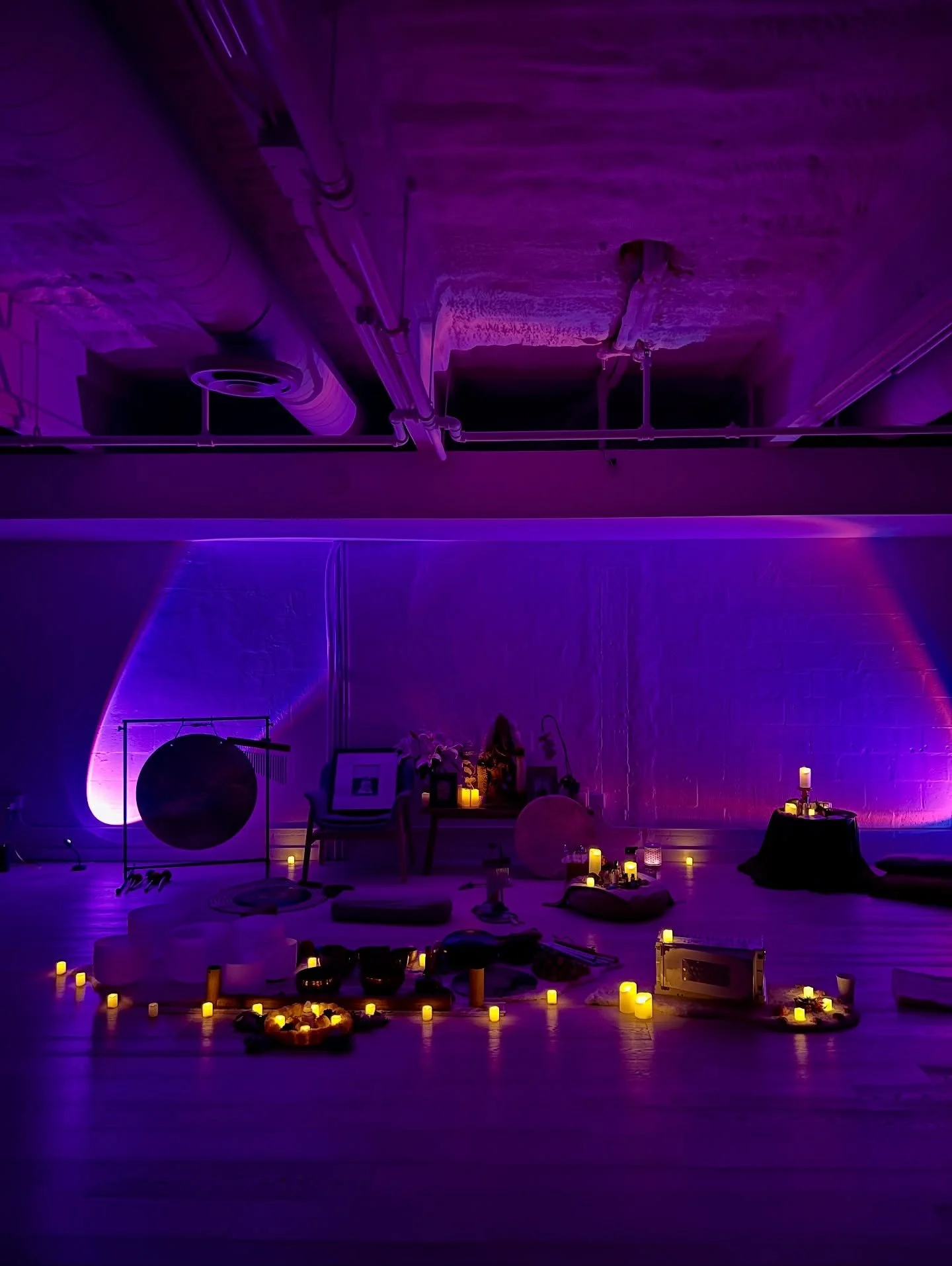 i absolutely loved that our ritual landed on the day of the dead 💀🥀

it had a mystic frequency to it that held our third eye chakra theme for this full moon.

ajna is the visionary that sees what is possible beyond your current circumstances. this 