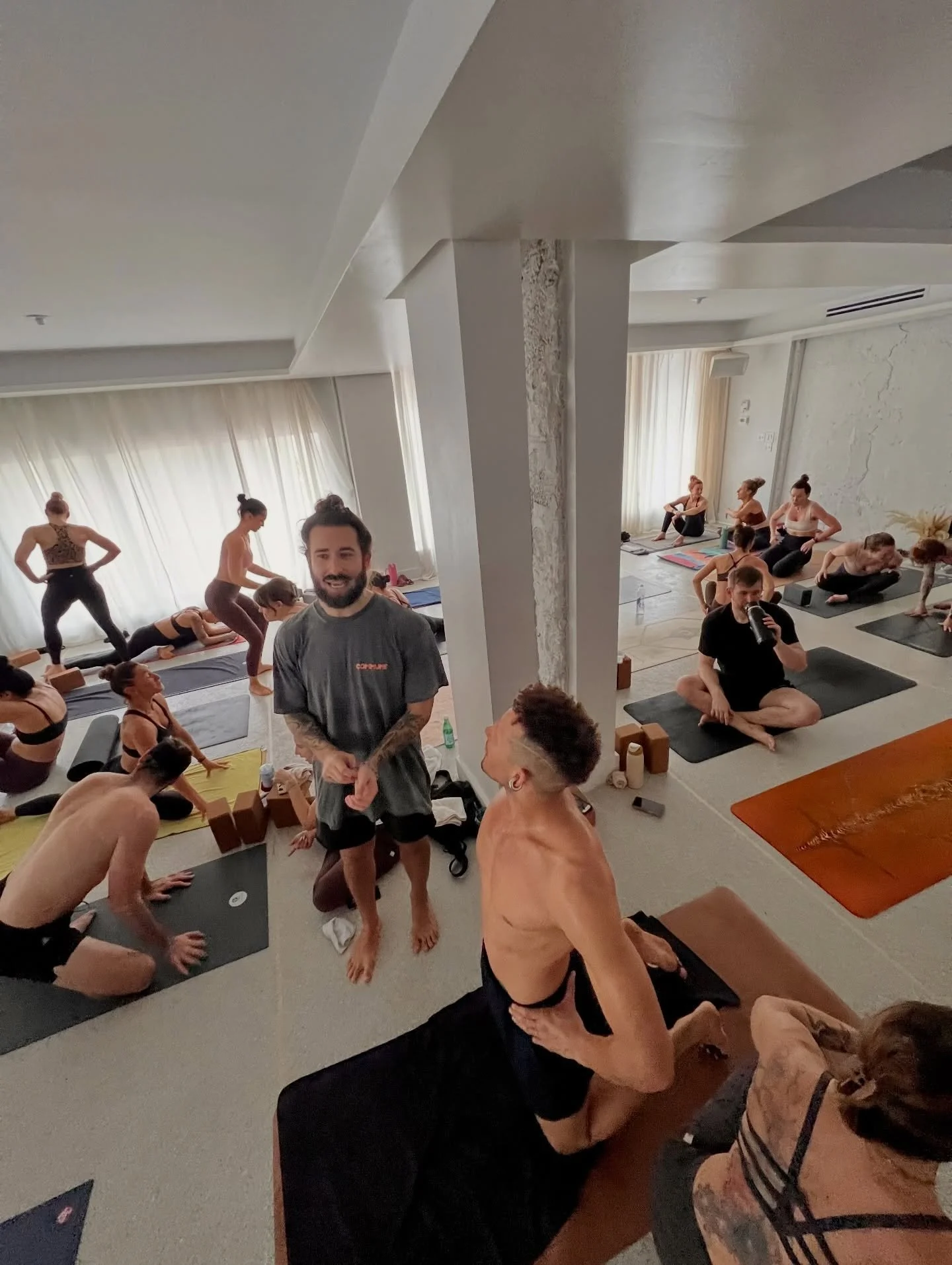 day 2 w/pb 💰

invigorating and explorative.

there was also a really beautiful spiritual quality to it on awareness. there is no hack for awareness. the work must be done. knowing where to shine the light is key.

10/10 hard af.
10/10 healing.

#awa