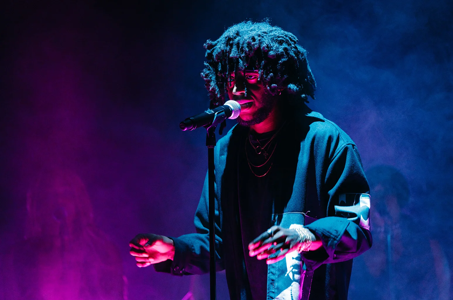 6lack-late-late-show-corden-april-2017-billboard-1548.jpg