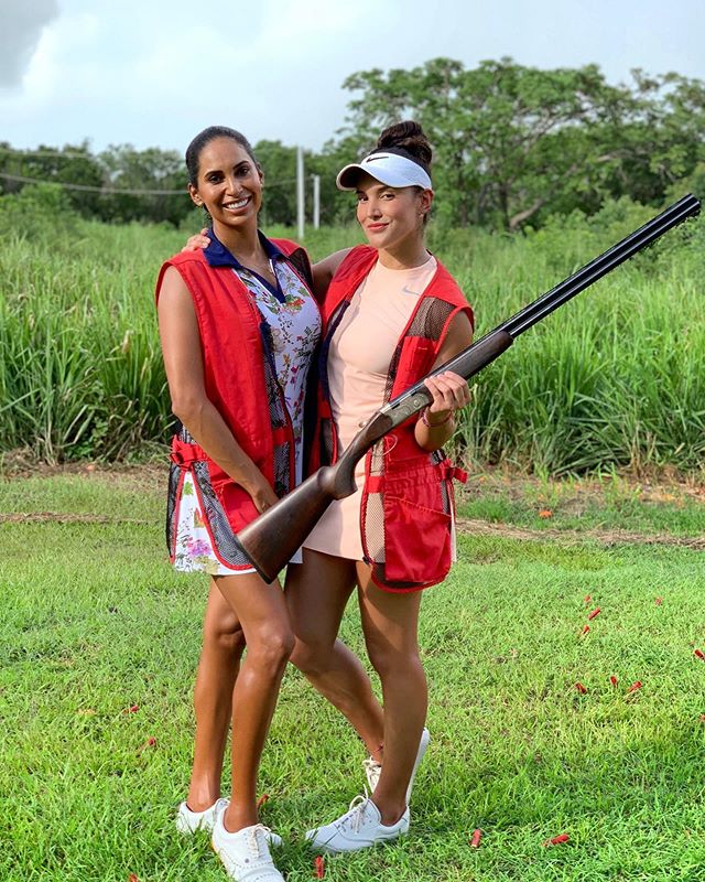 👉 Besides golf what other outdoor activities do you enjoy?
#TBT to the time me and @mamischnider went skeet shooting right after playing a round of golf at @casadecampodr!
Not gonna lie, I&rsquo;m much better at shooting than I am at golf 😂🤷&zwj;♀