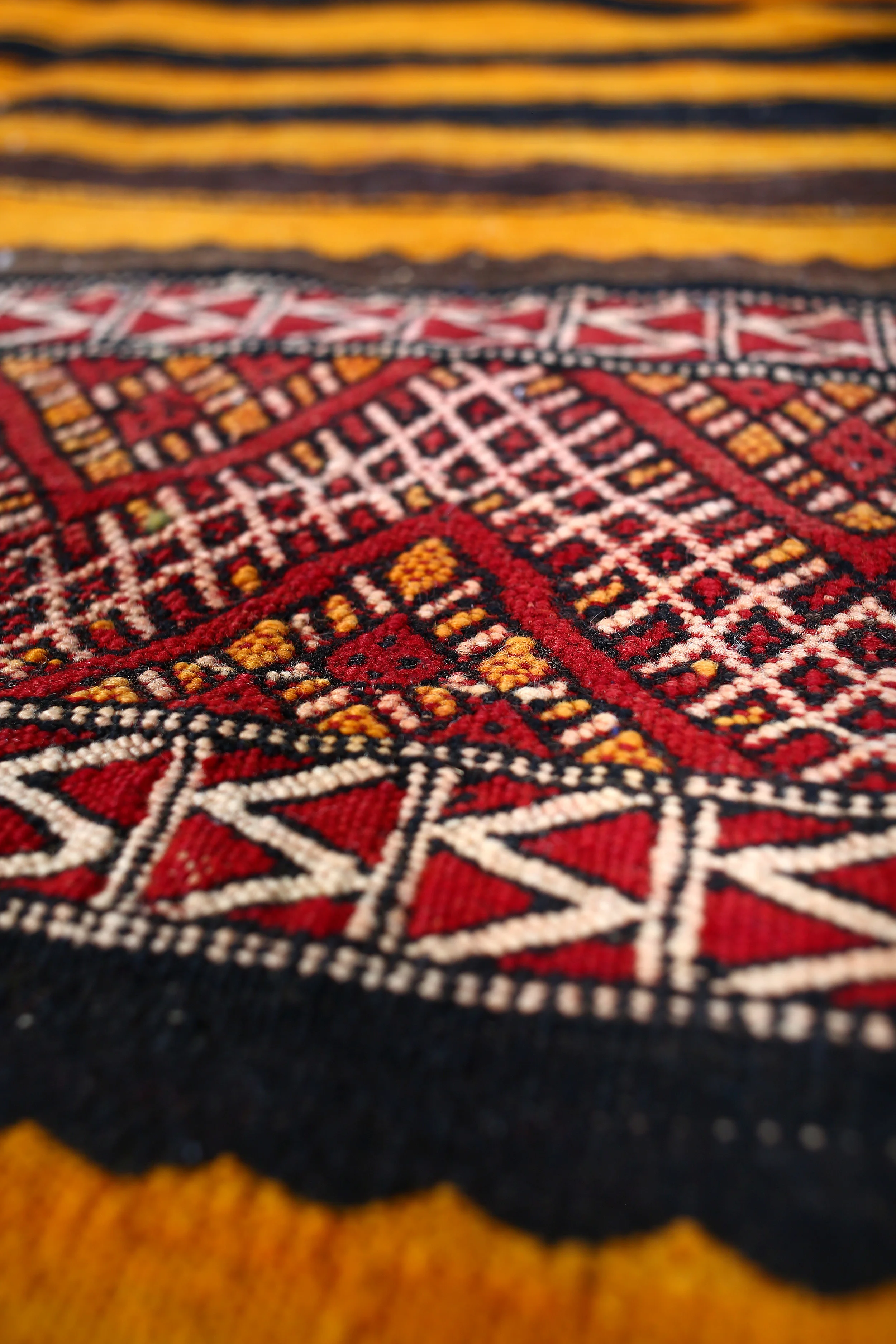 Rug136_4.jpg