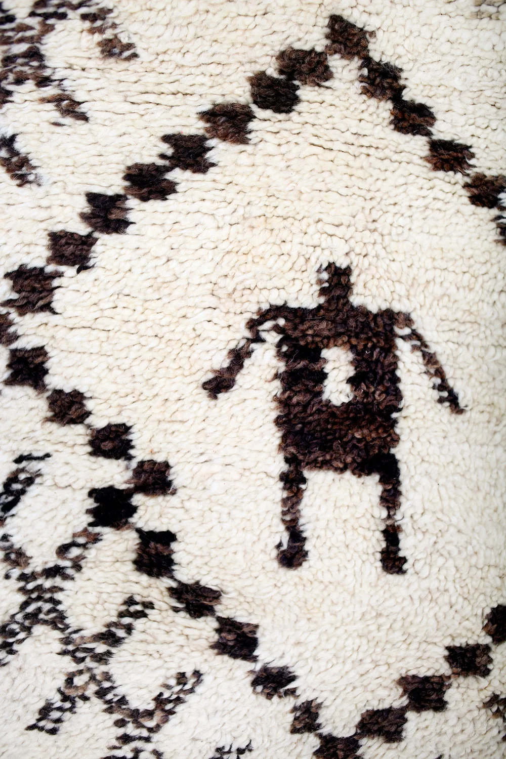 Rug240_3.jpg