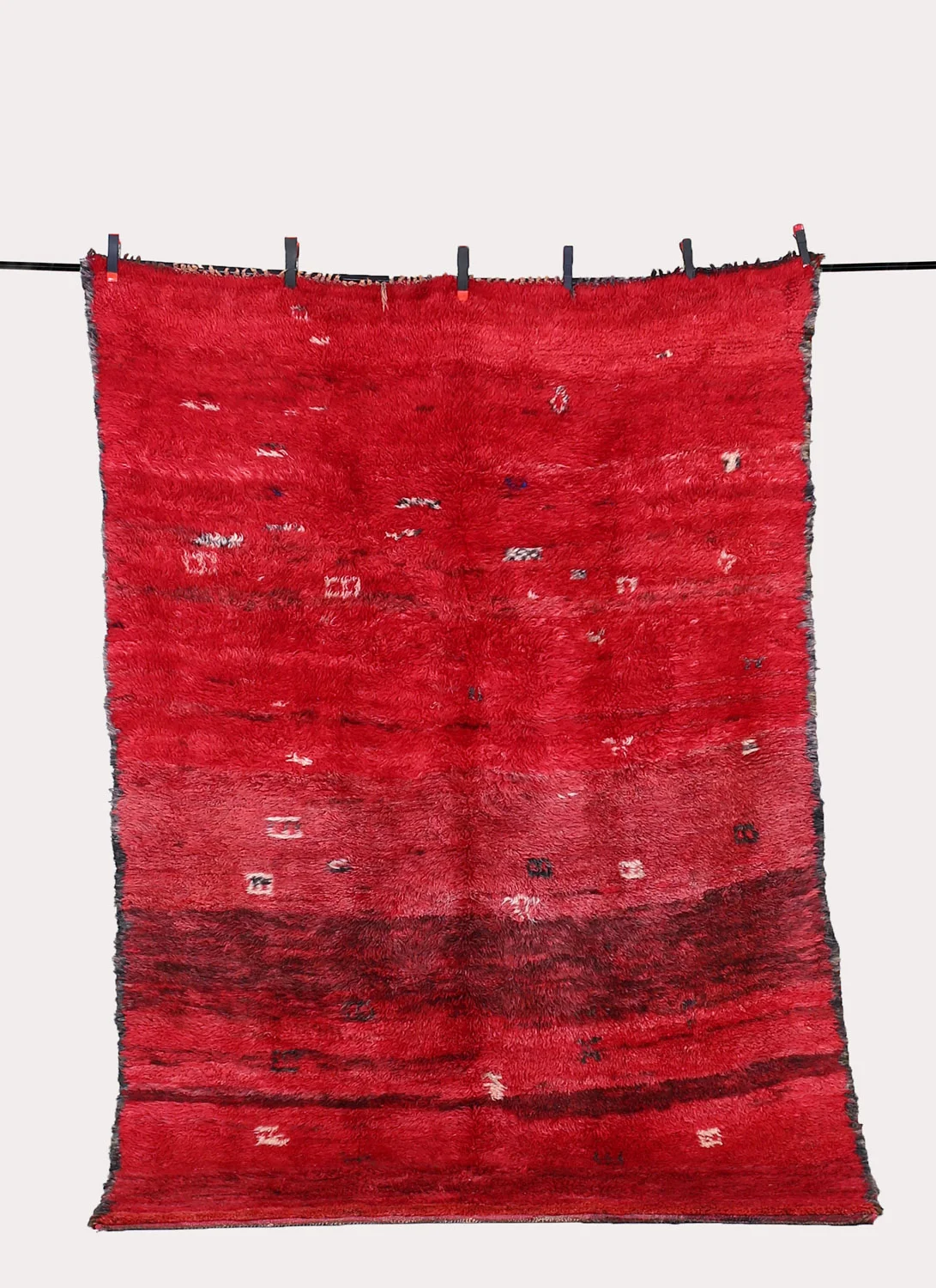 M’rirt Minimalist Reds 8'8" by 5'8"