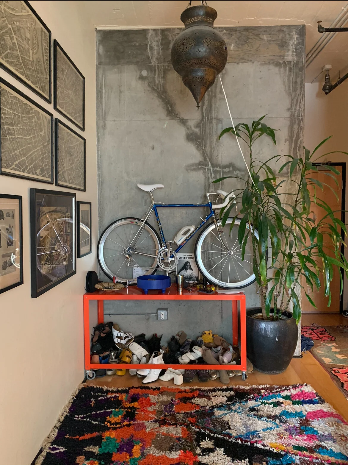 13809901-5A3E-49E4-B4F5-0BFB3AF0A31B