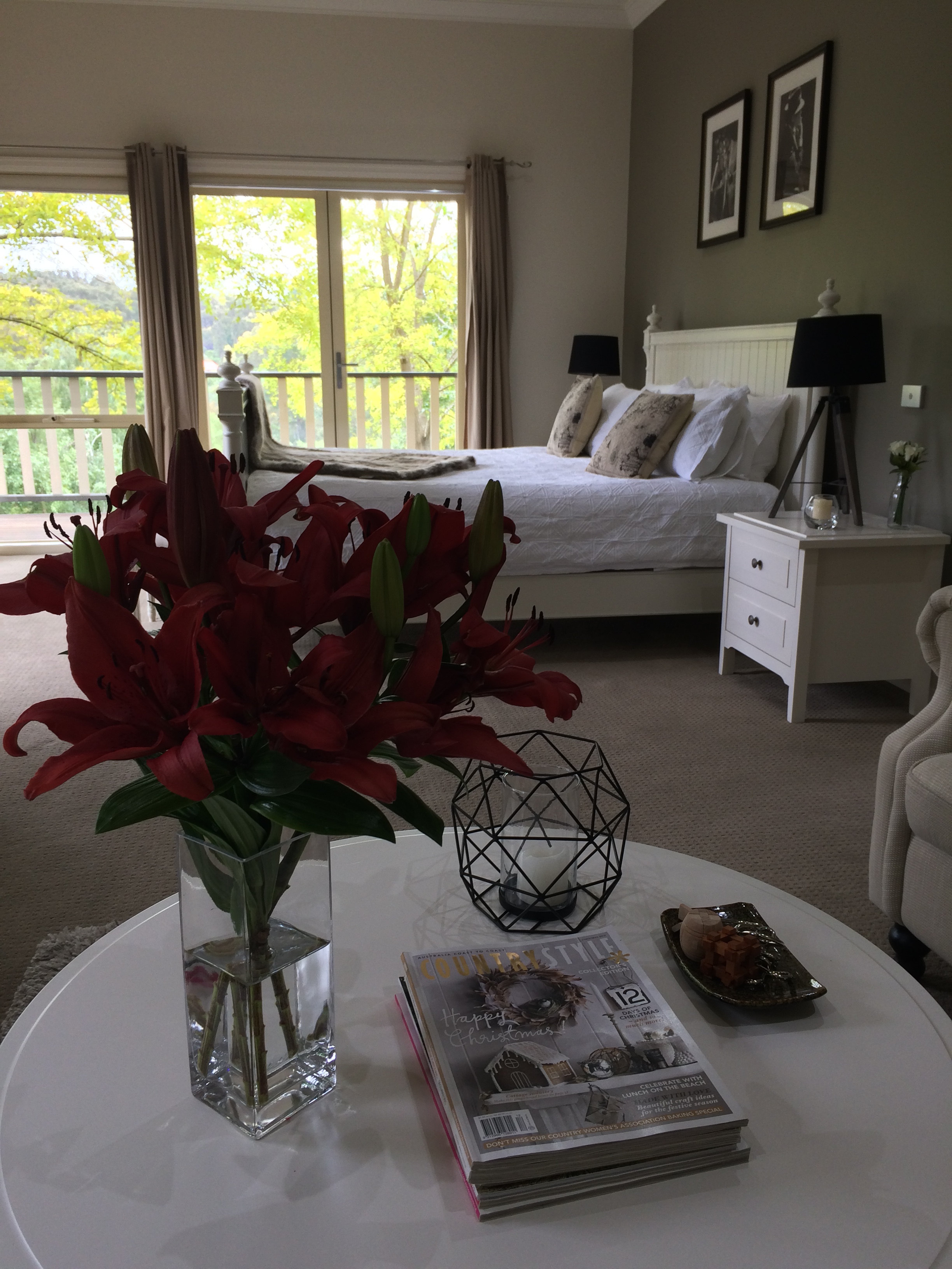 Guest Rm Red Lillies.JPG