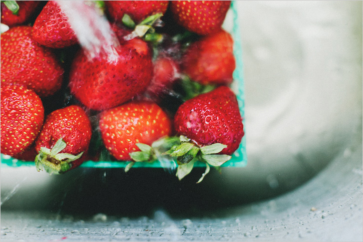 STRAWBERRY_IDONTKNOW_01.jpg