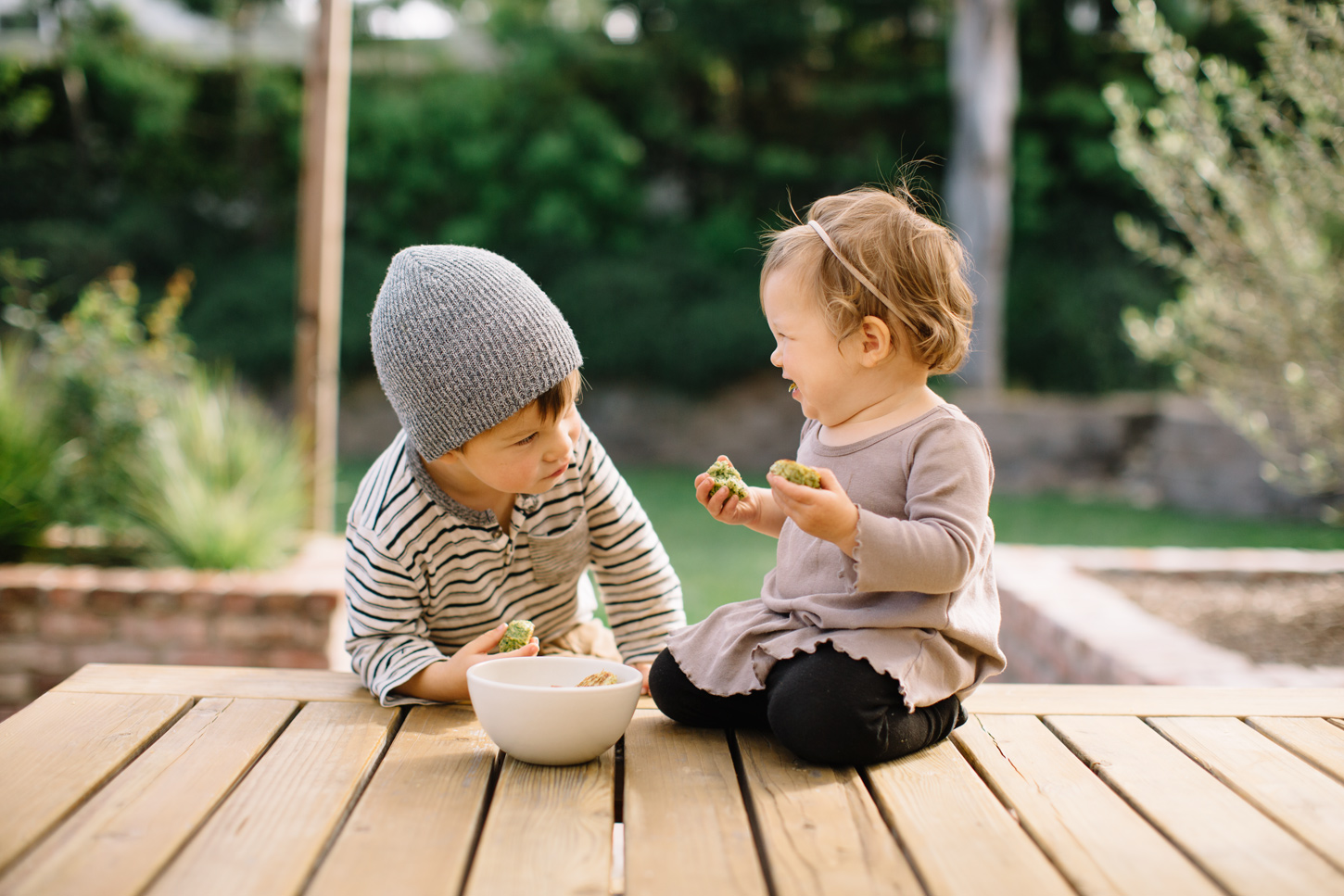 feeding_babies_4_01A.jpg