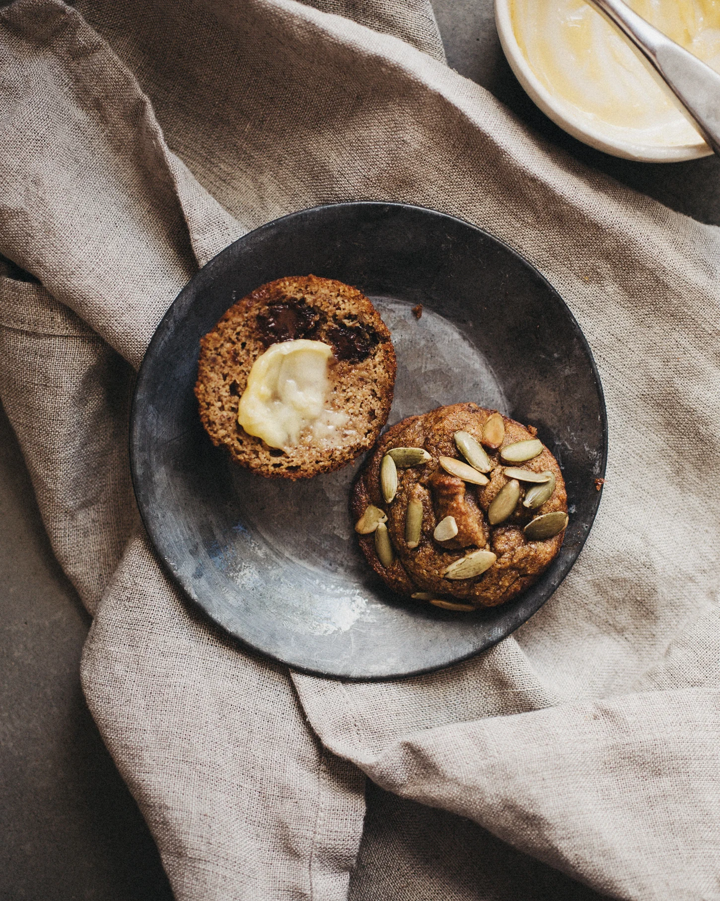 almond_meal_pumpkin_muffins_04.jpg