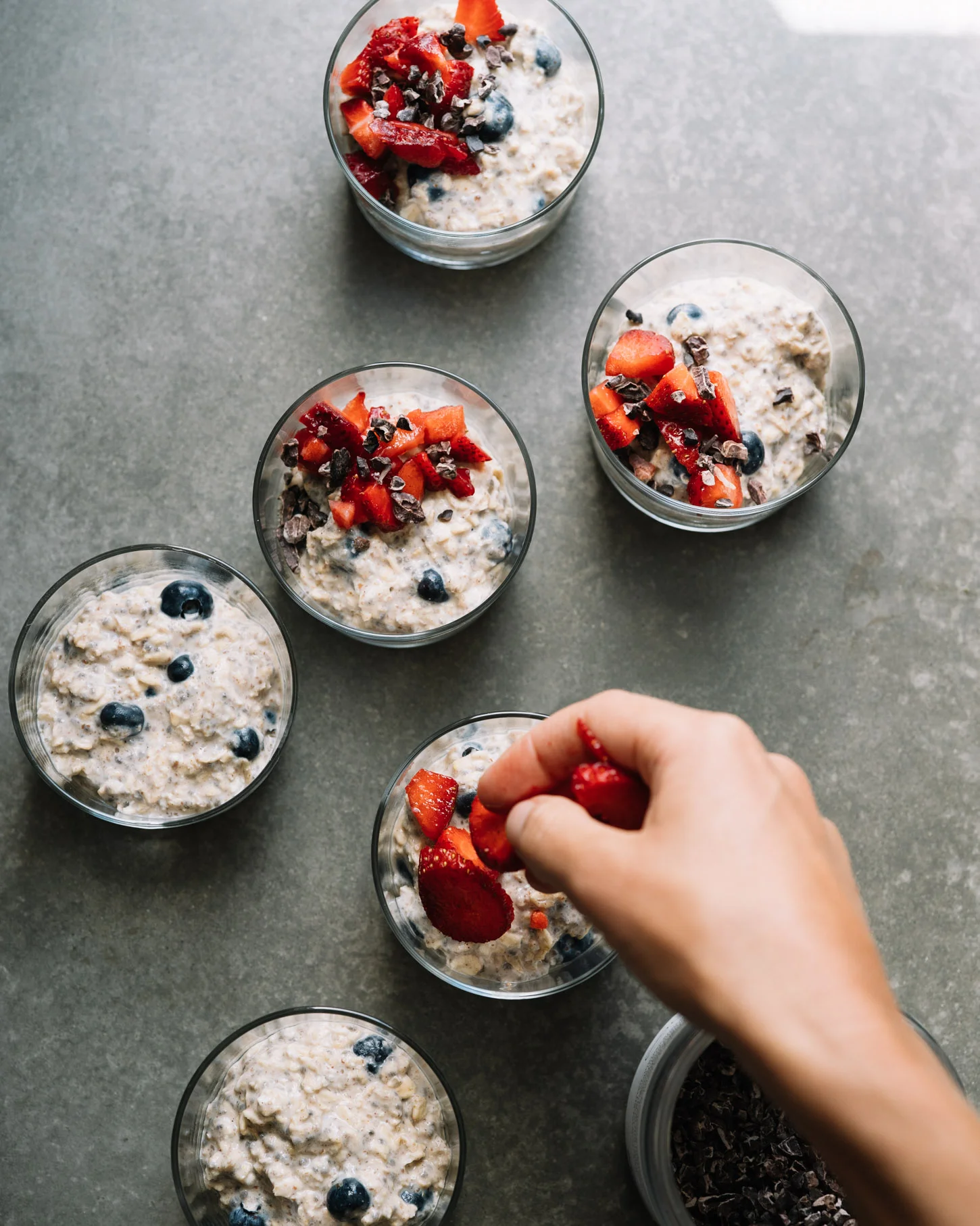 MIXED BERRY OVERNIGHT OATS