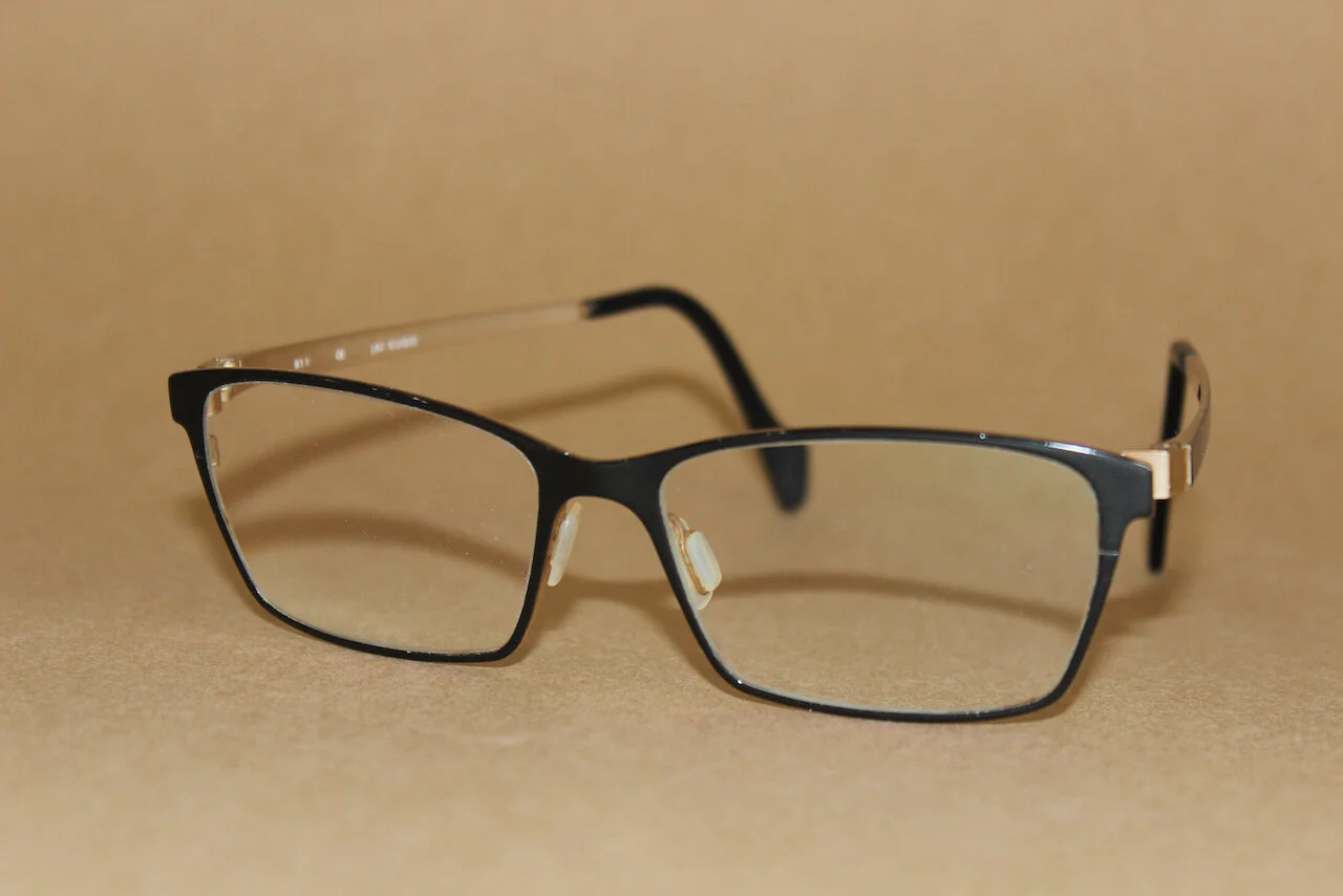 Glasses - 36 of 52.jpeg