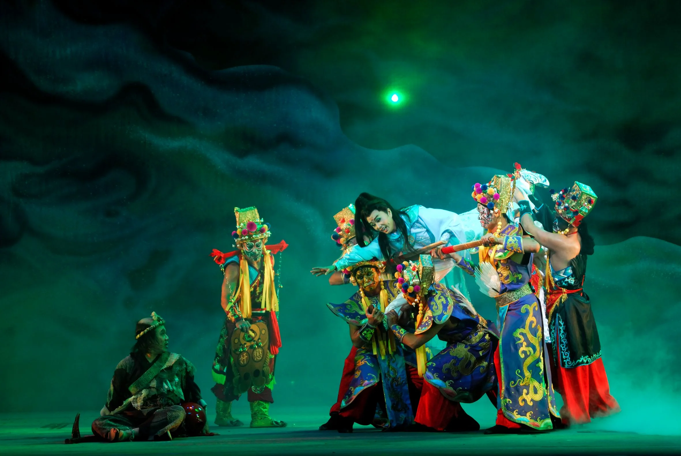 屹立88年的明華園 – 專訪陳勝福、孫翠鳳