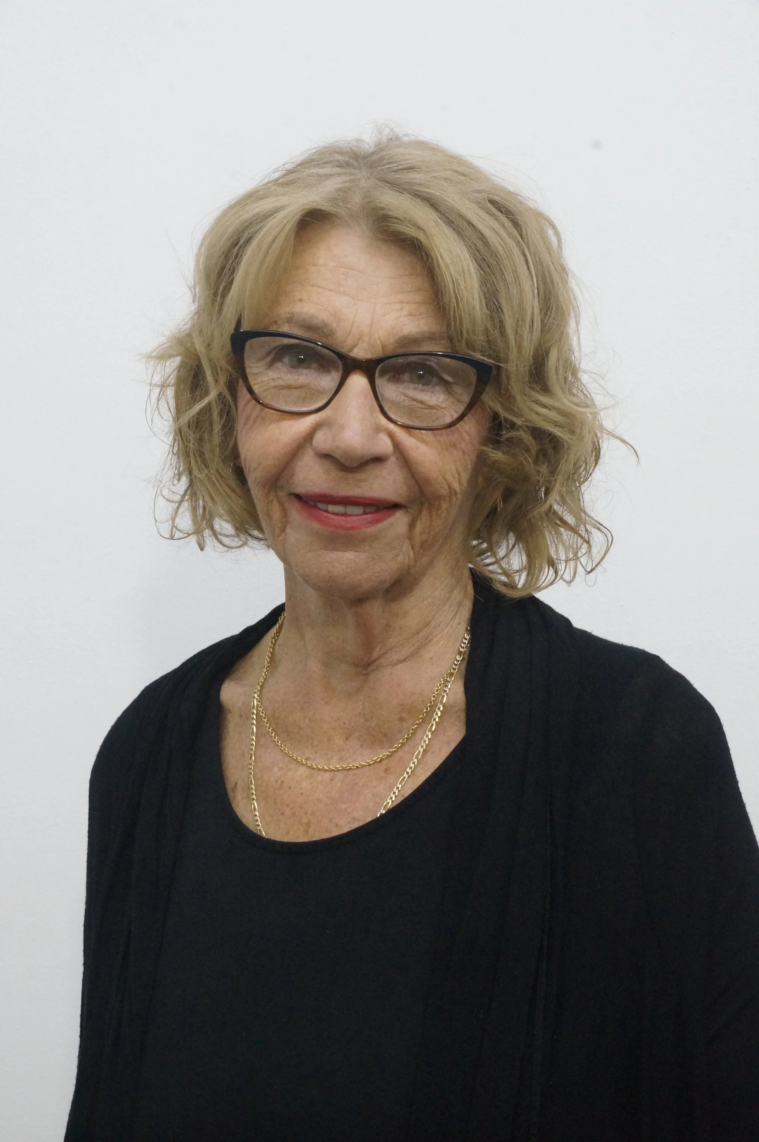 Christine AUTHOR PHOTO.jpg
