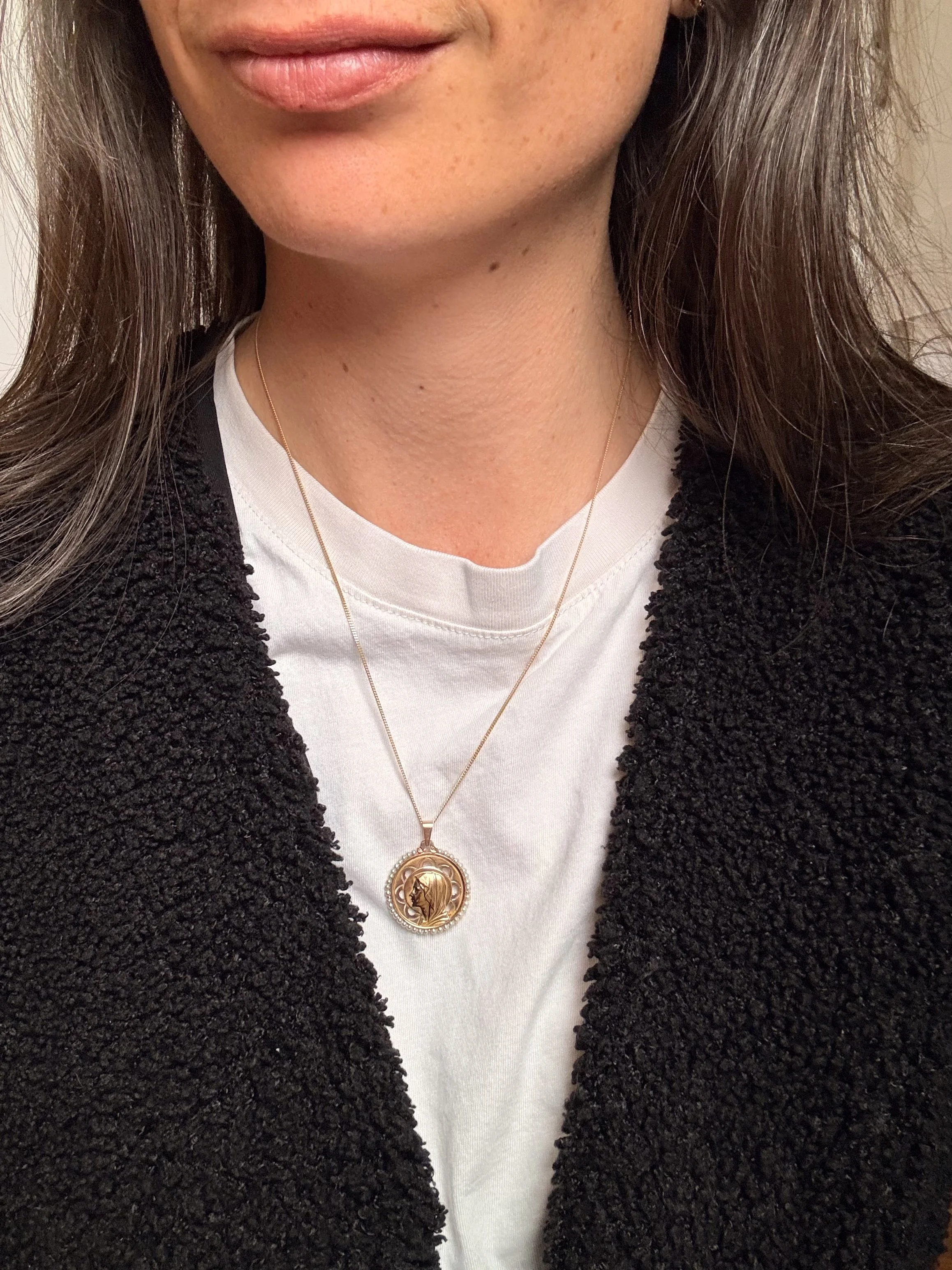 ADR3134-medaille-or-jaune-or-rose-vierge-marie-maria-perle-fines-gold-pendant8.jpeg