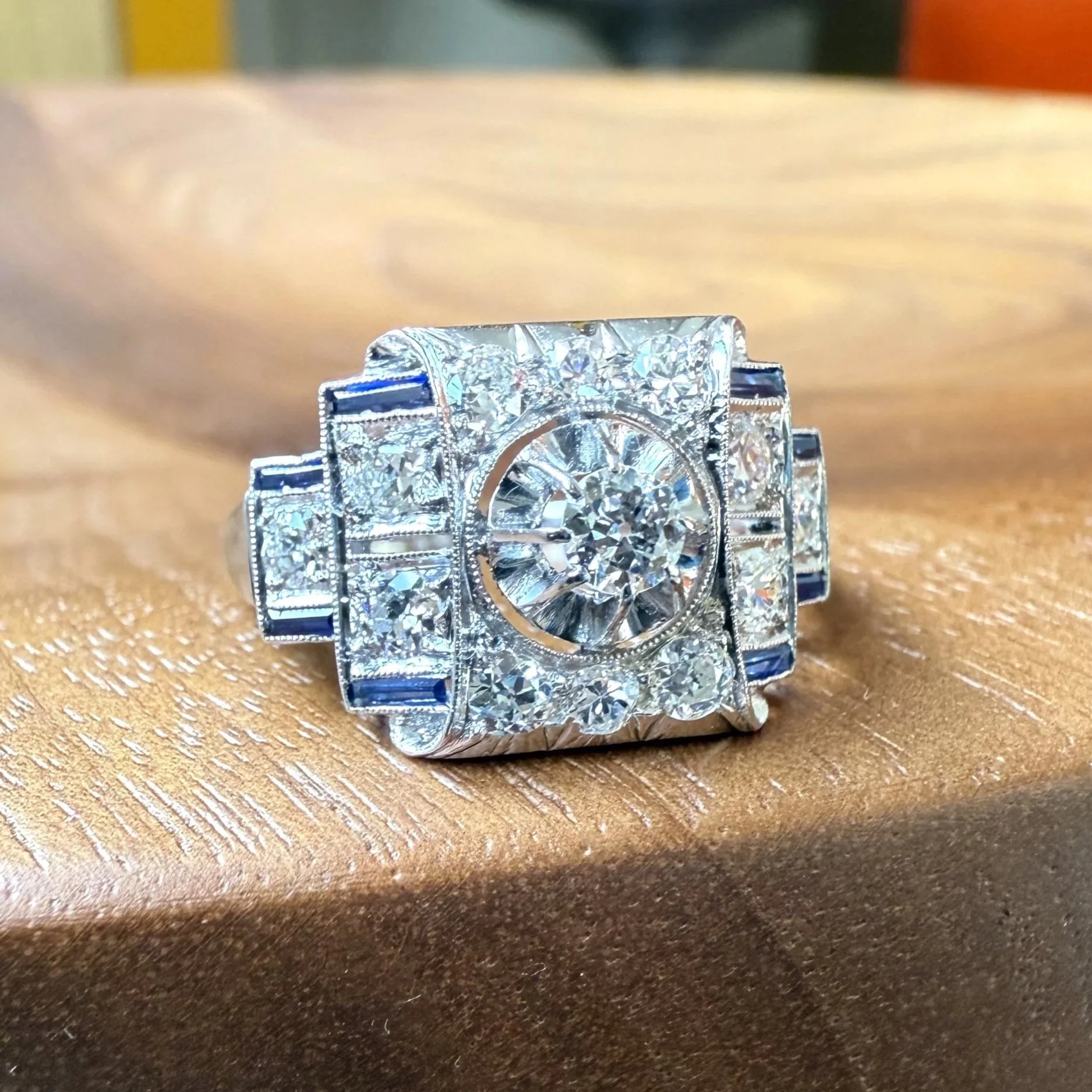 ADR2990-Art-Deco-bague-platine-diamants-saphirs-ring-diamonds-sapphire-rare-ring-bijoux-anciens-paris-french-jewelry2.jpg