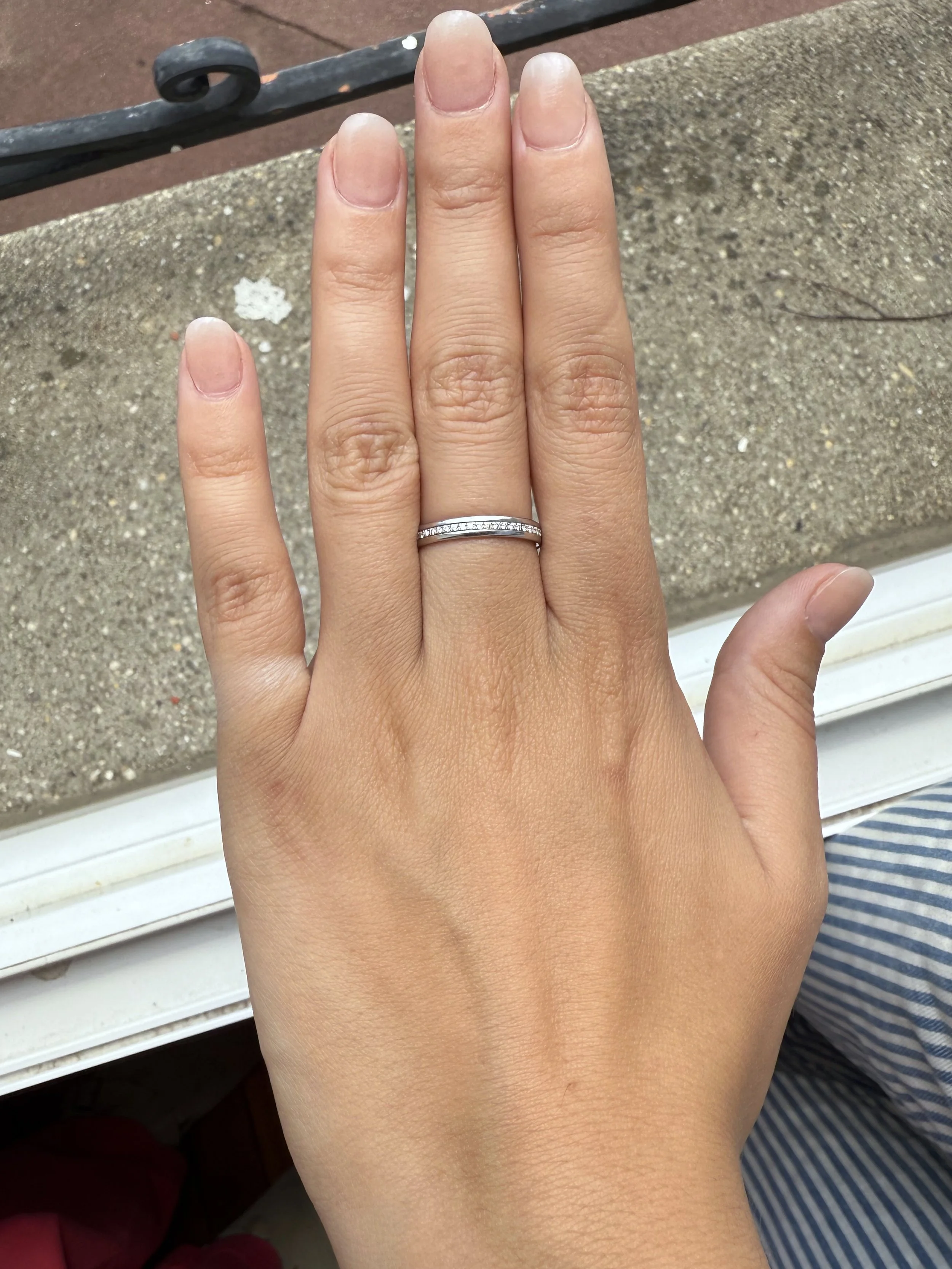 ADR1822-alliance-or)blanc-diamants-tiffany-and-co-cadeau-mariage-naissance-anniversaire (2).jpeg