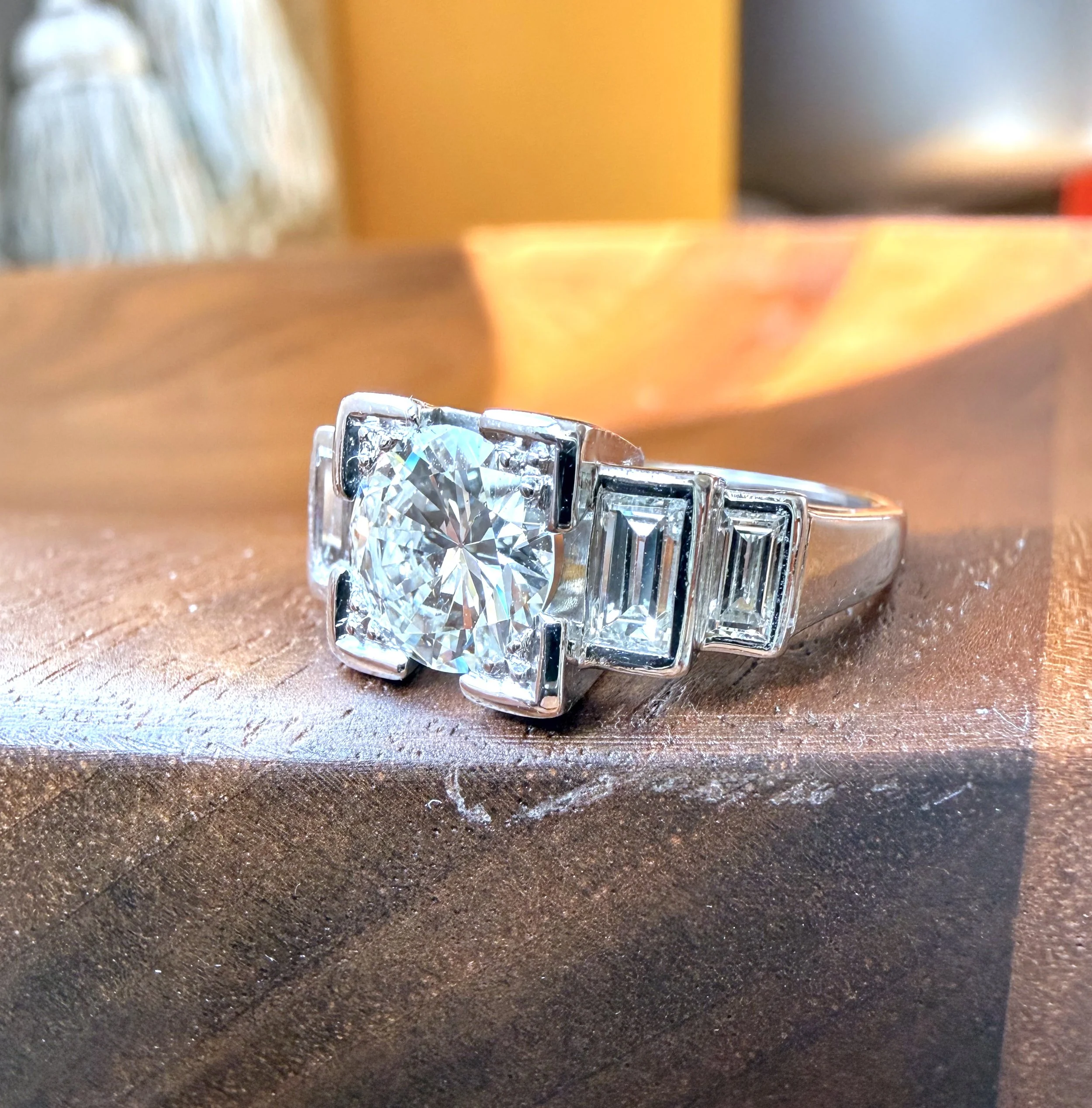 ADR2954-Bague-platine-diamants-diamond-ring-estate-art-deco-fiancailles-engaged-wedding-engagement-ring4.jpeg