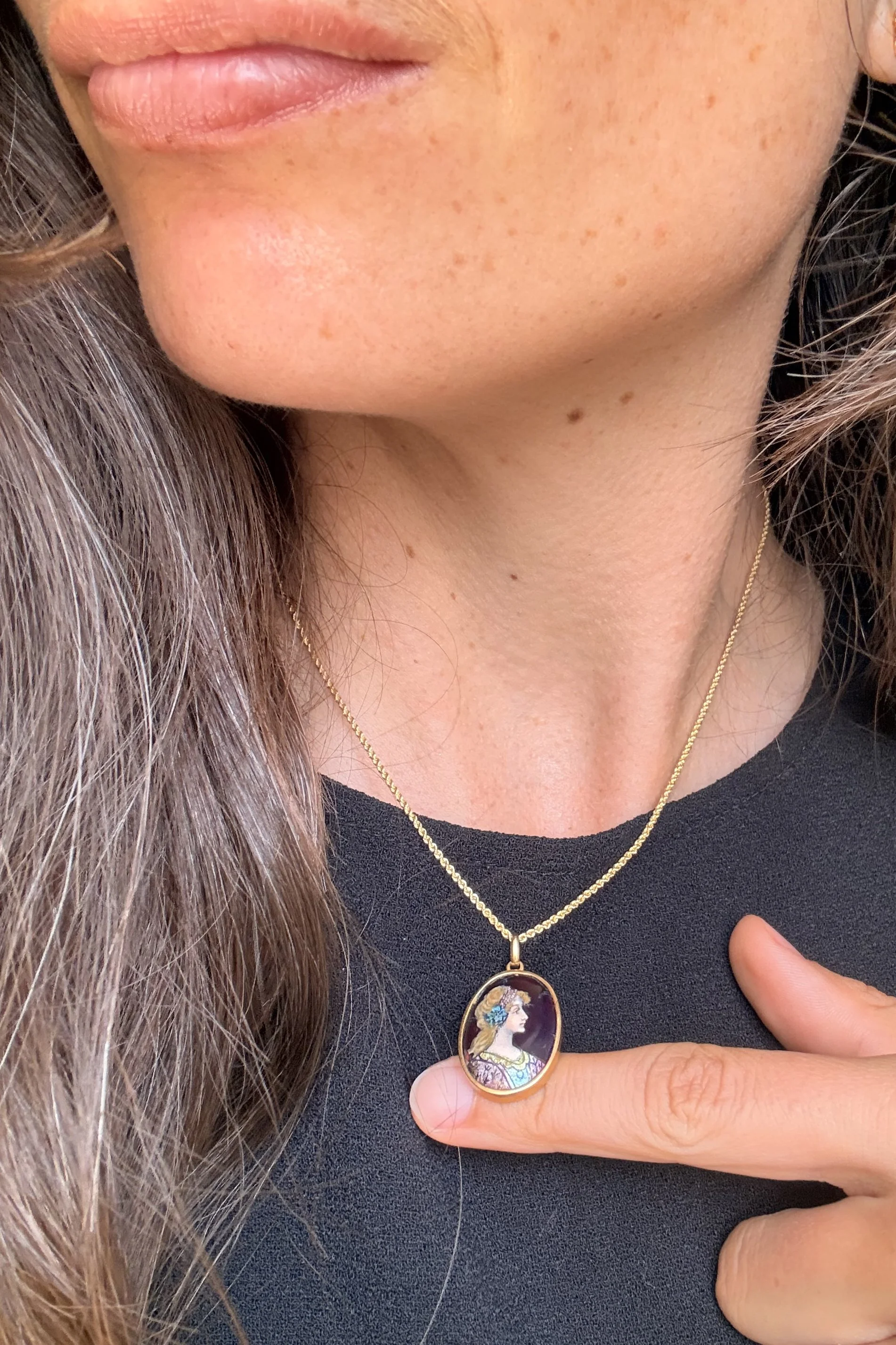 ADR2309-2-pendentif-emaux-limoges0.jpeg