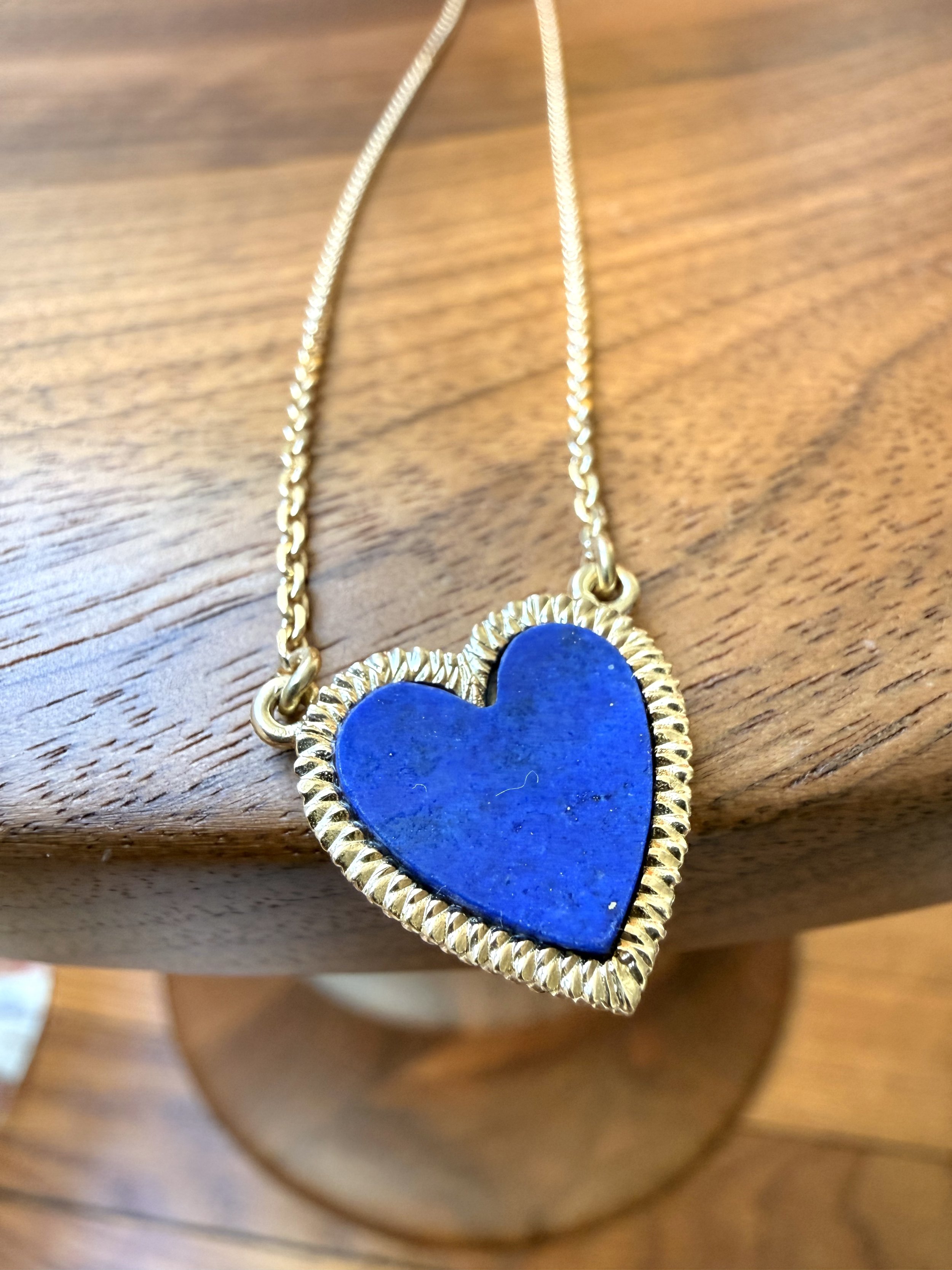 ADR2996-collier-or-jaune-lapis-lazuli-coeur-necklace-heart-vintage2.jpeg