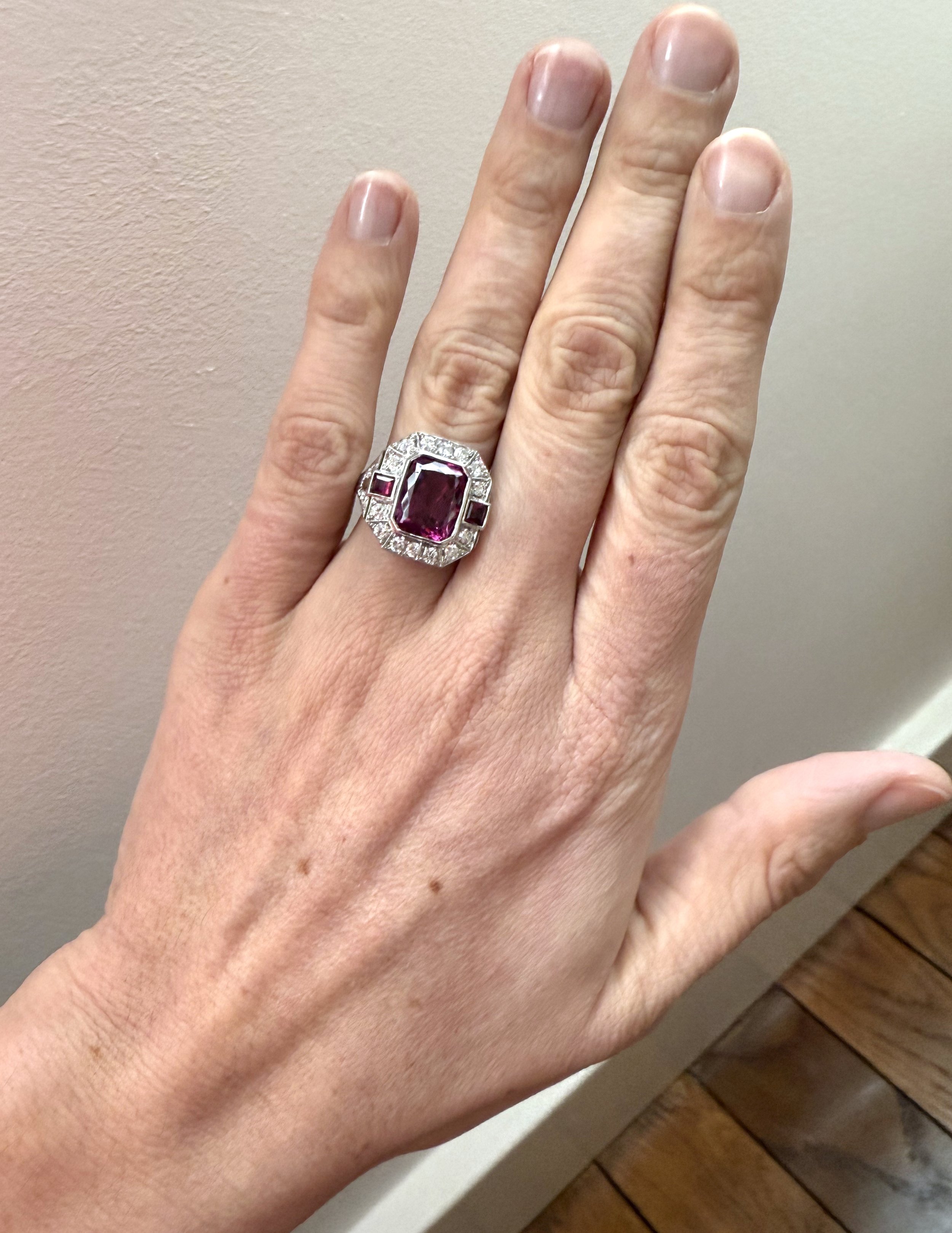 ADR2765-Bague-vintage-ancienne-rhodolite-style-art-deco-violette-grenat-diamants-diamonds-ring-anniversaire2.jpeg