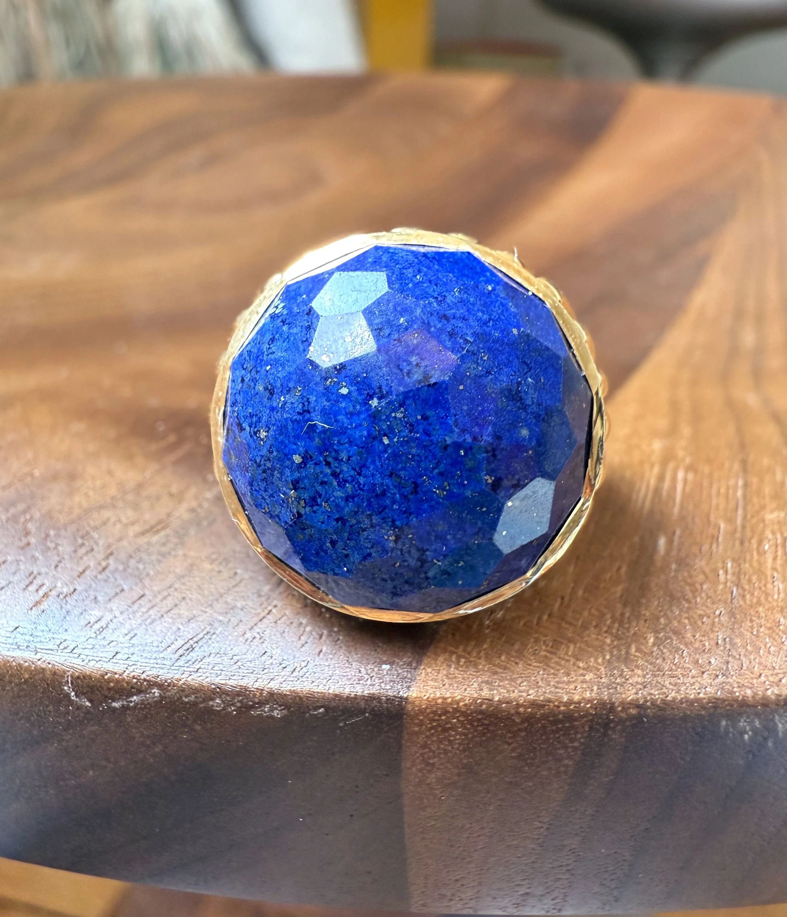 LP369B-bague-or-jaune-pierre-bleu-cadeau-anniversaire-naissance-mariage-or-jaune.jpeg