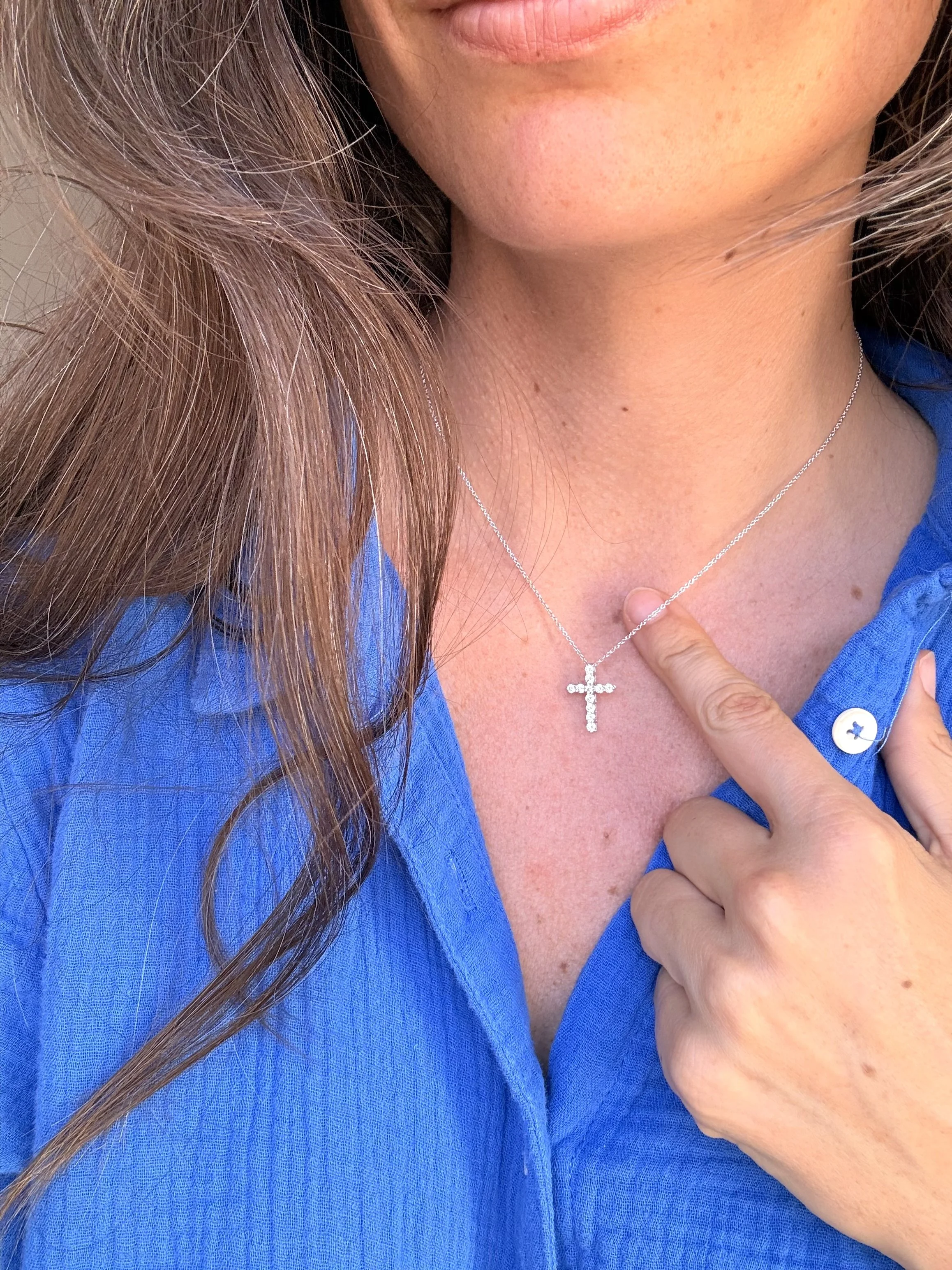 ADR3183-TCO-tiffany-co-platinum-diamond-cross-croix-diamants-platine-rare-secondhand-moderne-religion7.jpeg