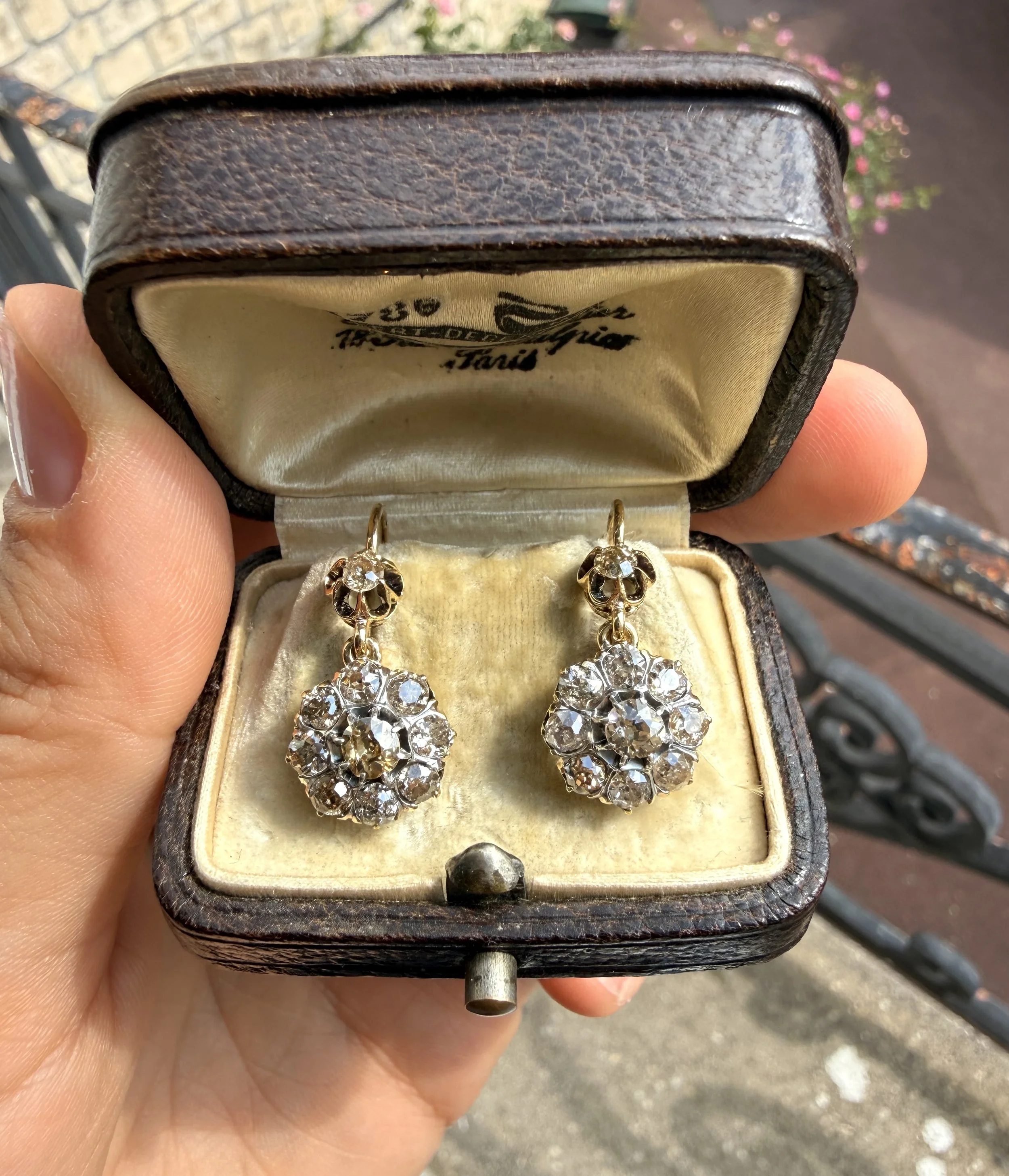 ADR3087-Dormeuses-or-jaune-diamants-jaune-fantaisie-earrings-diamonds13.jpeg