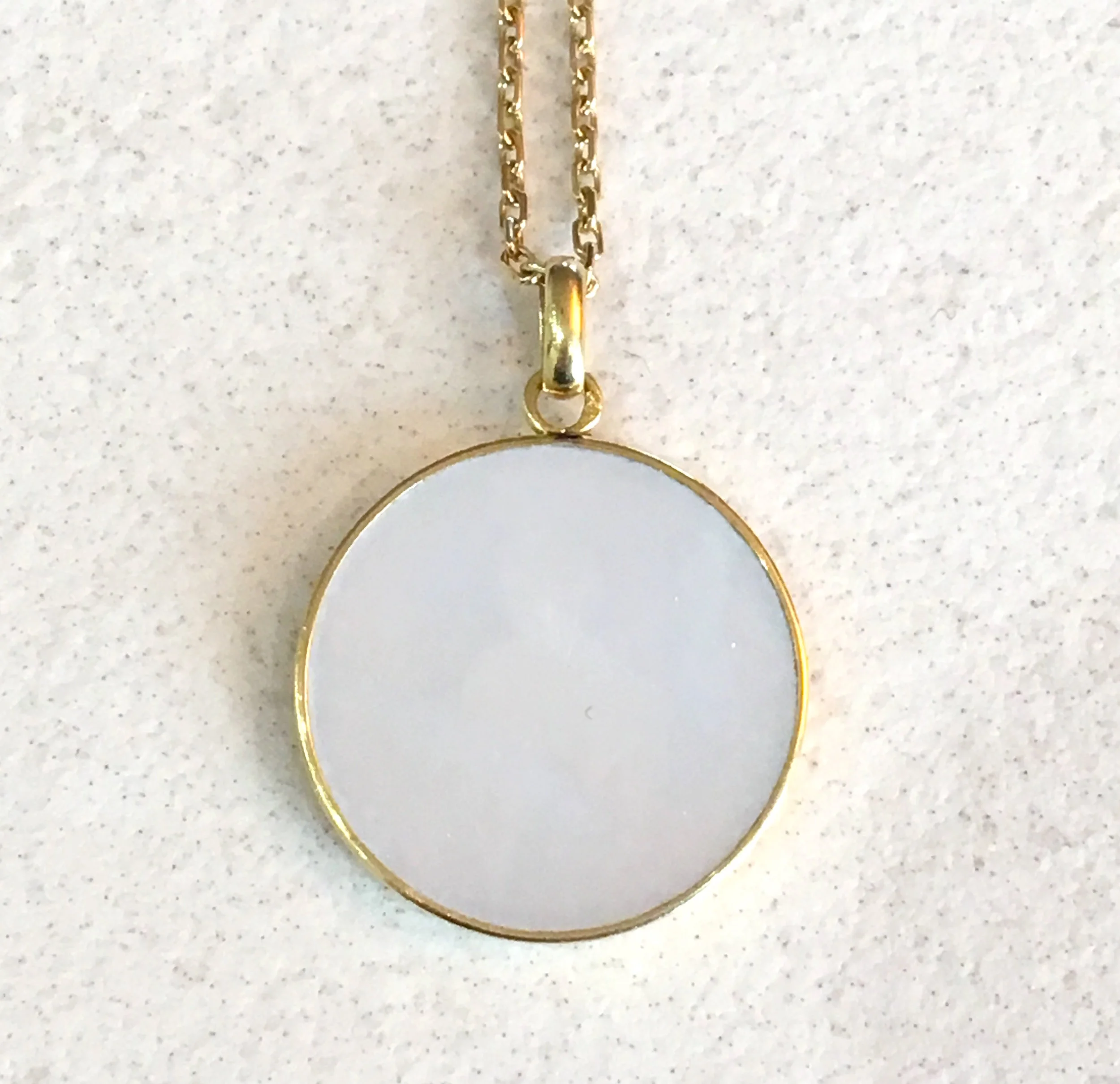 ADR1281-medaille-bapteme-or-jaune-nacre-signee-rabier-5.jpg