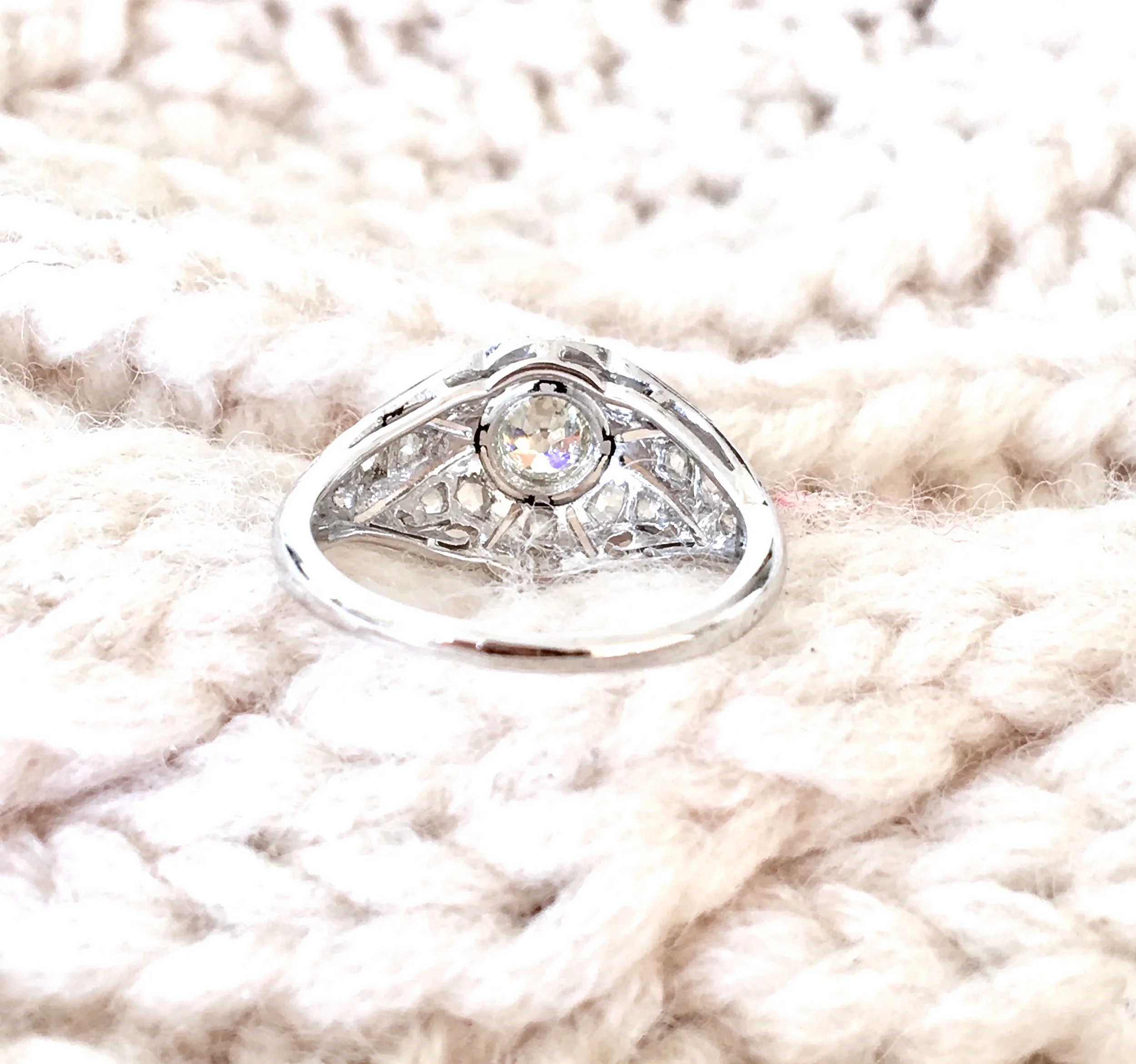 LF297-bague-ancienne-fiançailles-or-platine-diamants-Epoque-artdeco-mariage-fiancailles-3.jpg