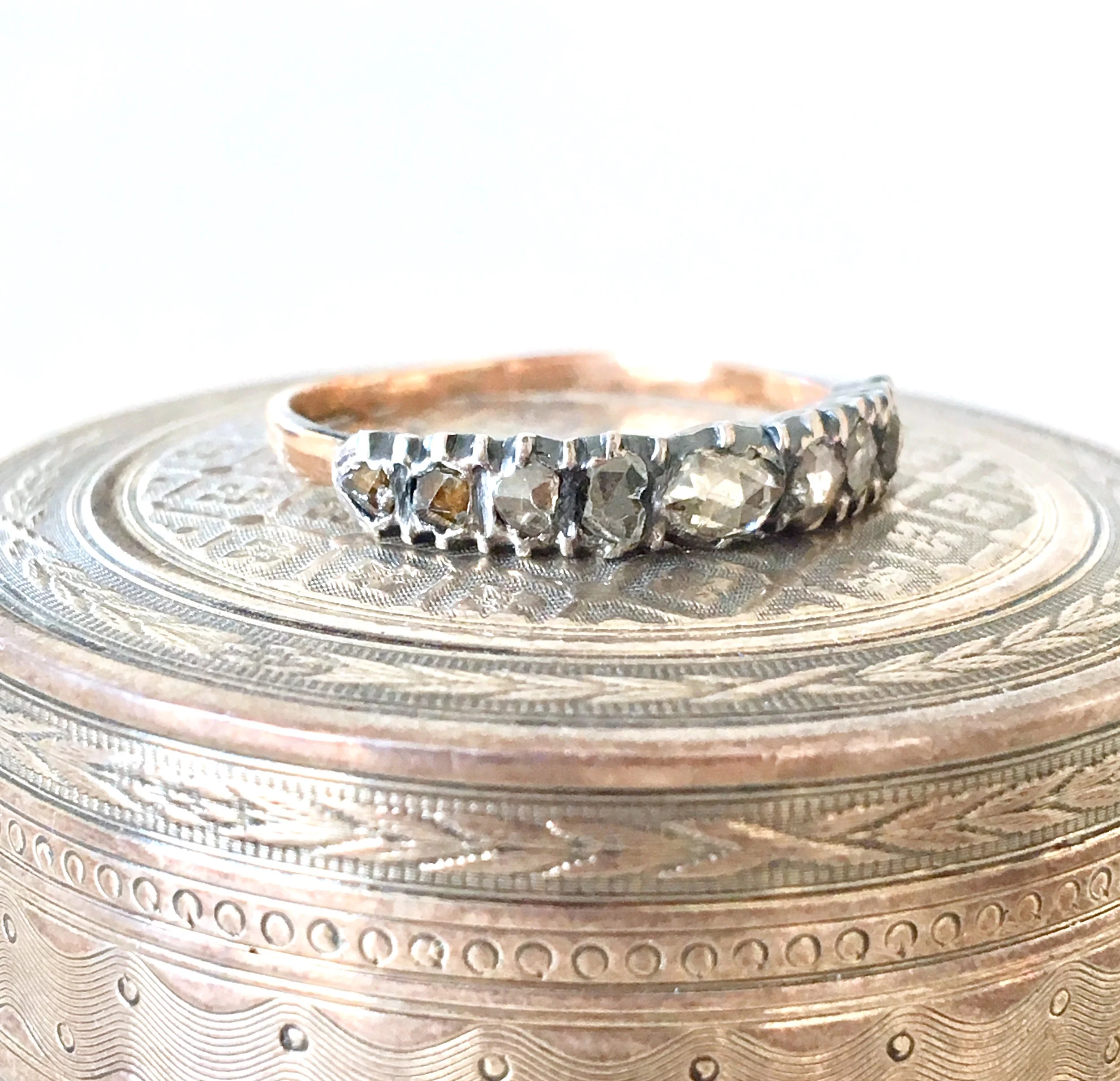 ADR1404-alliance-ancienne-or-argent-diamants-roses-rosecut-mariage-4.jpg