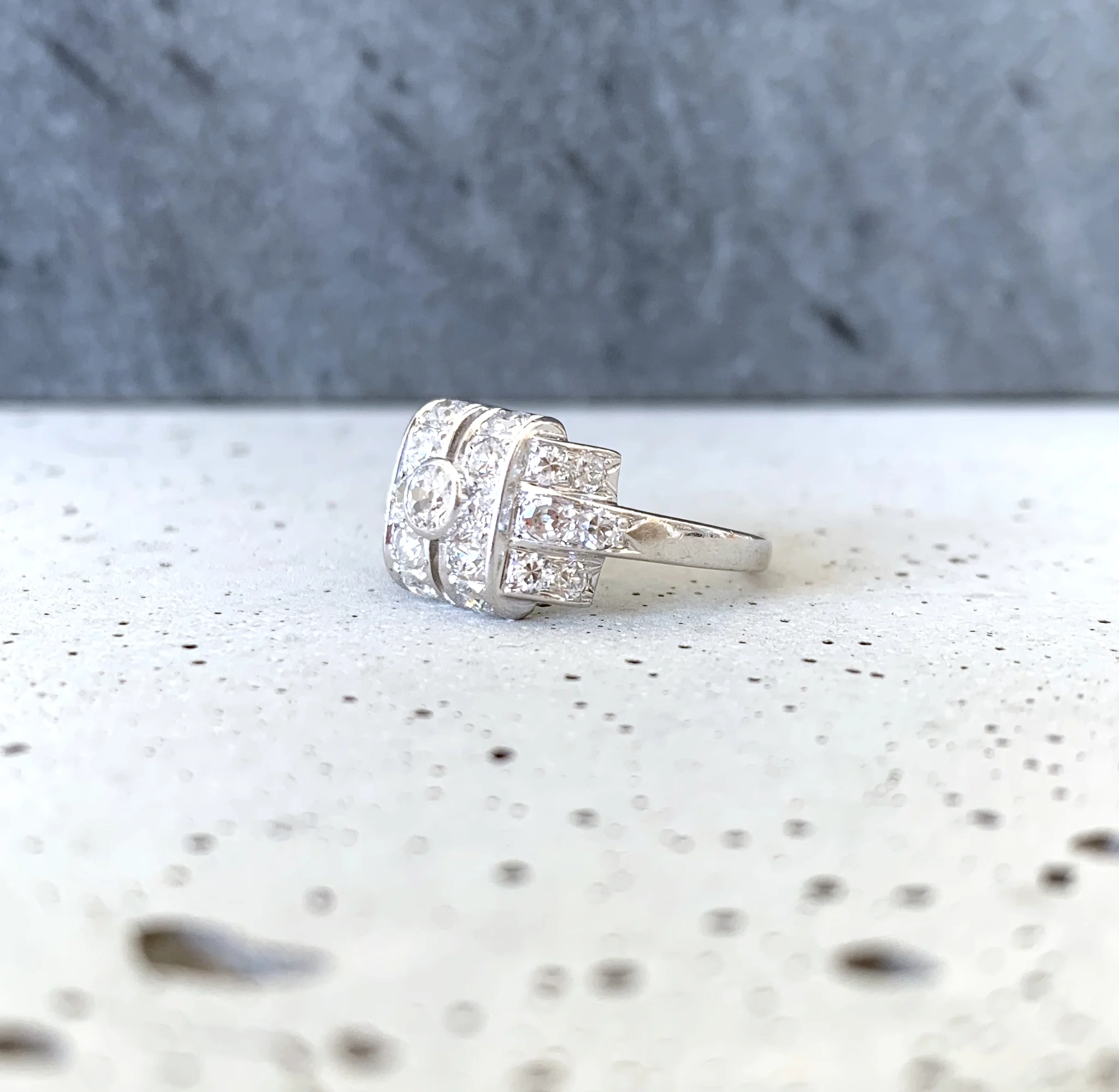 ADR1562-bague-Art-Deco-ancienne-fiançailles-mariage-ring-engagement-diamants-diamonds-03.jpg