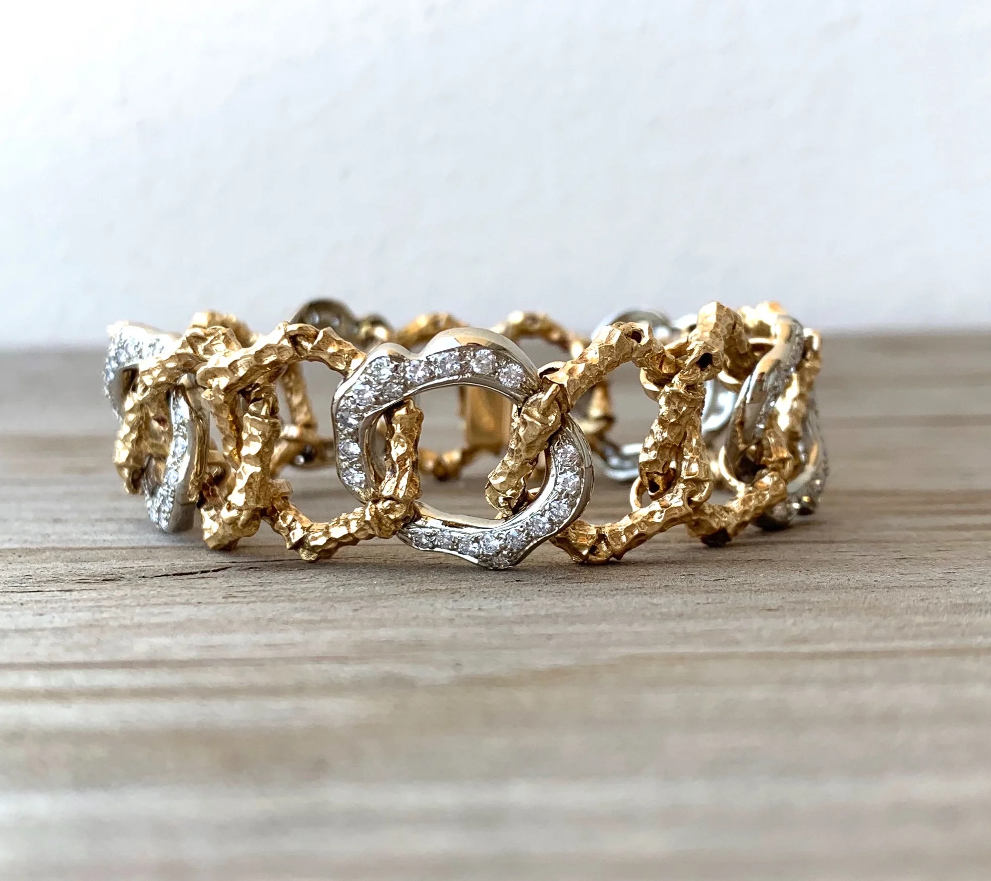 Beau bracelet manchette berbère en argent ancien - Montres & Bijoux