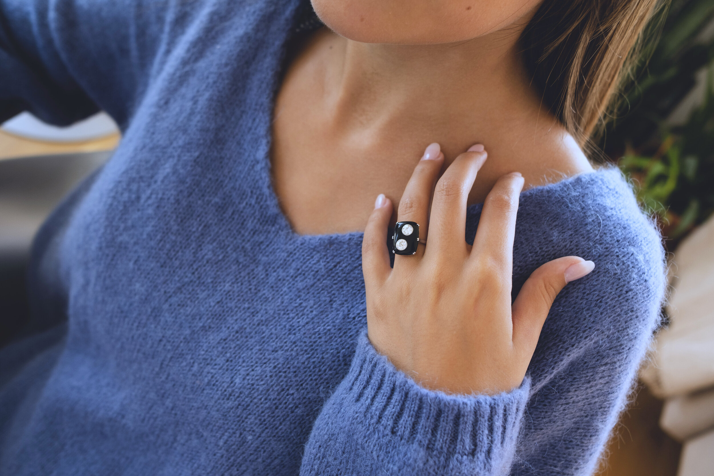 ADR1439-Bague-ancienne-art-deco-onyx-diamants-domino-estate-ring-belle-epoque-diamonds-onyx-toi-et-moi2.jpg
