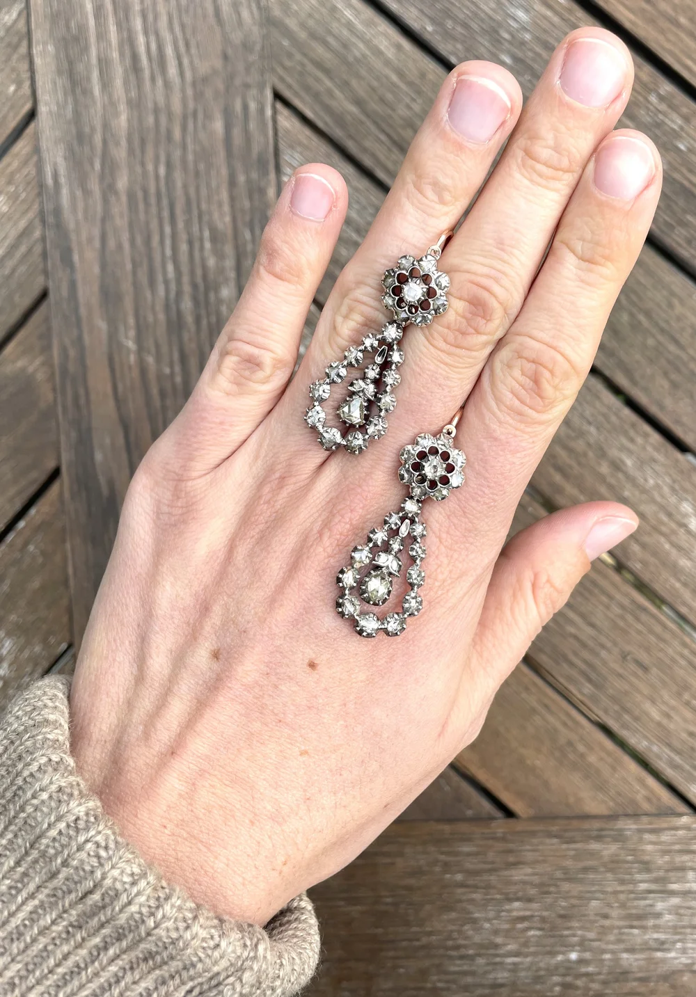 Boucles D'oreilles Anciennes Or Et Argent Avec Pierres Roses - Occasion Vintage