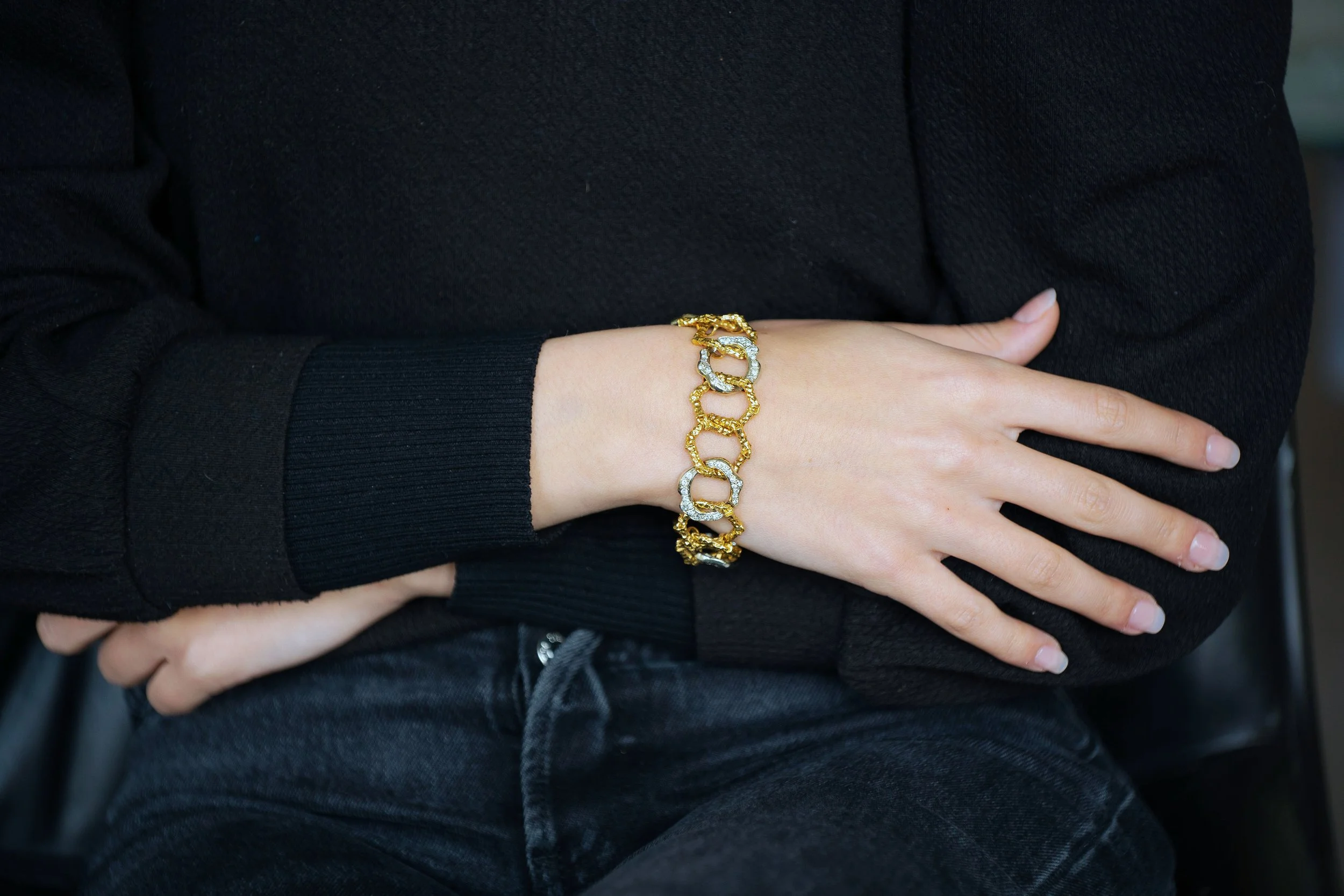ADR1600-Bracelet-texture-vintage-deux-ors-platine-diamants-estate-bracelet-french-parisien-parisienne-wedding-ancien-style-francaise0.jpg