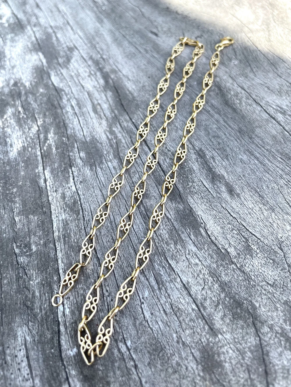 Pendentif Filigrane Vintage Doré - Ancien Et Plein De Charme