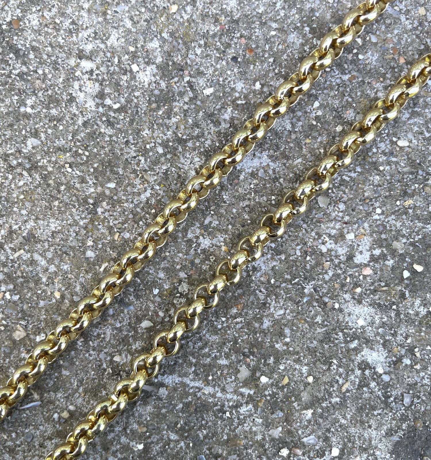 Important collier maille forçat ronde en or jaune — Bijoux Anciens Paris :  E-shop de Bijoux Anciens & Vintage de luxe