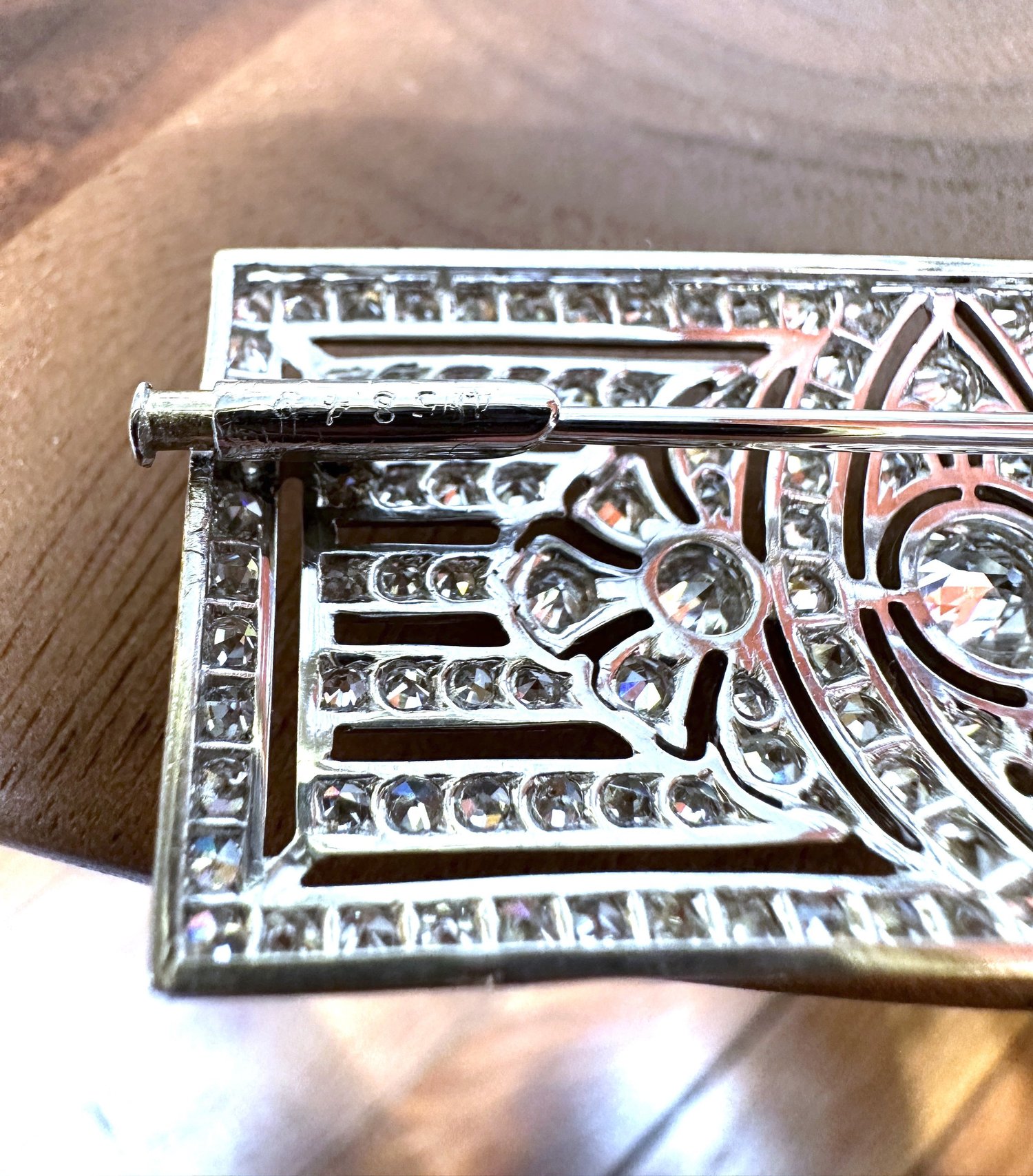 Broche Ancienne Art Déco Argentée Avec Cristaux - Bijou Vintage Rare N°2458