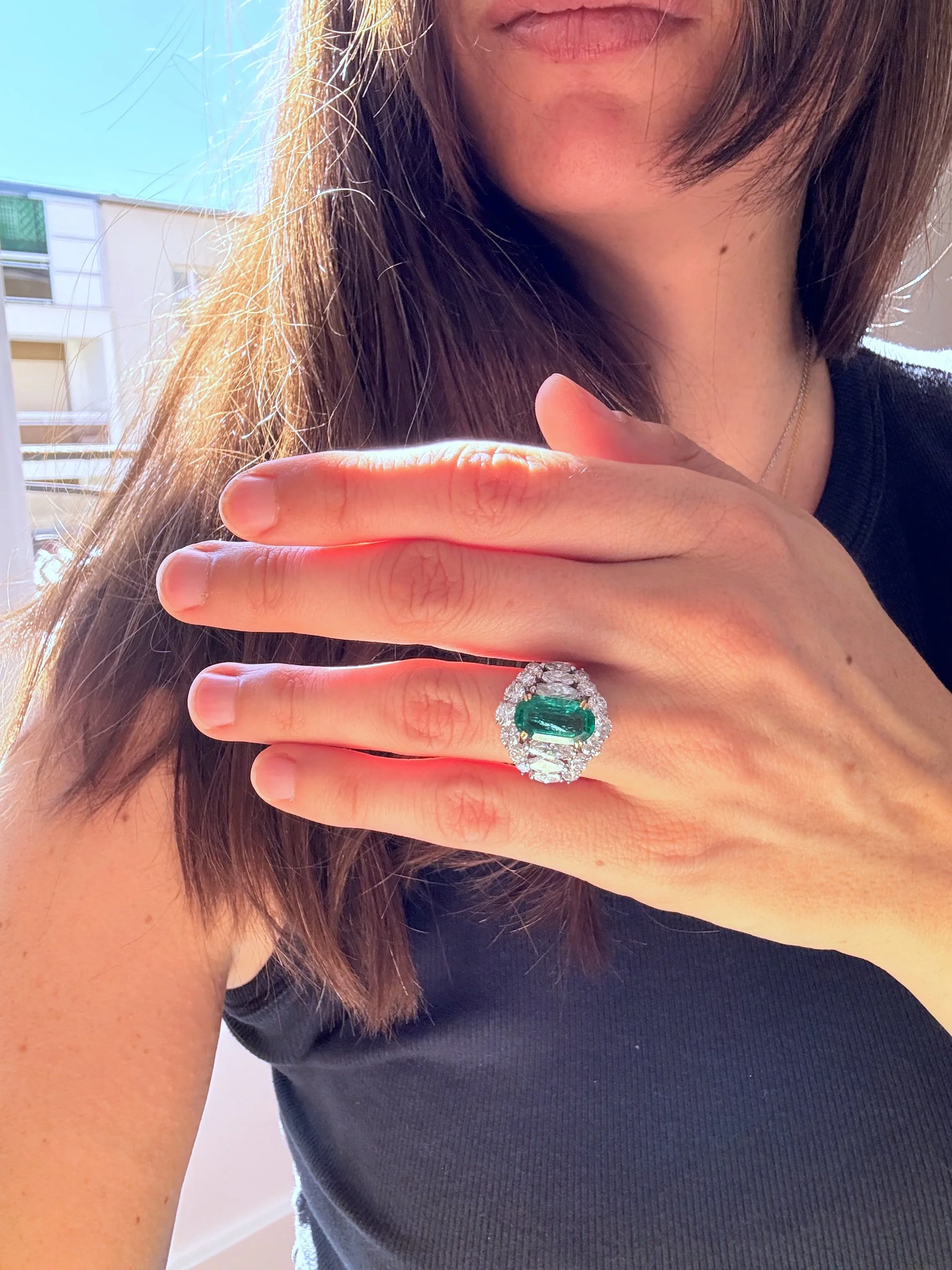 ADR3075-amande-bague-emeraude-diamants-navette-emerald-ring-ovale-green-diamonds-fiancailles-mariage-aniversary-anniversaire12.jpeg