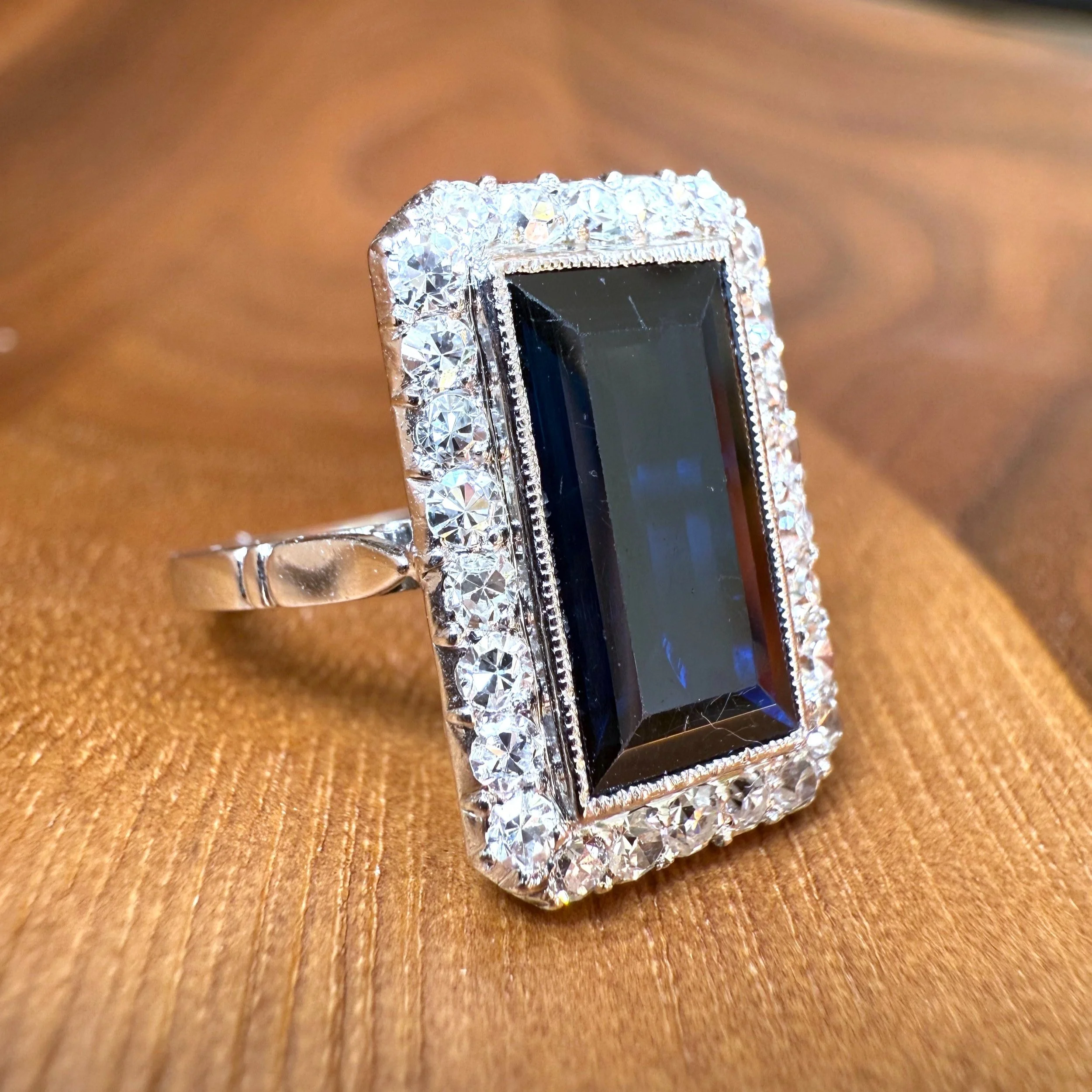 ADR2743-bague-rectangle-diamants-saphir-l-isis-cadeau-naissance-anniversaire-fiancaille-mariage+%283%29.jpg