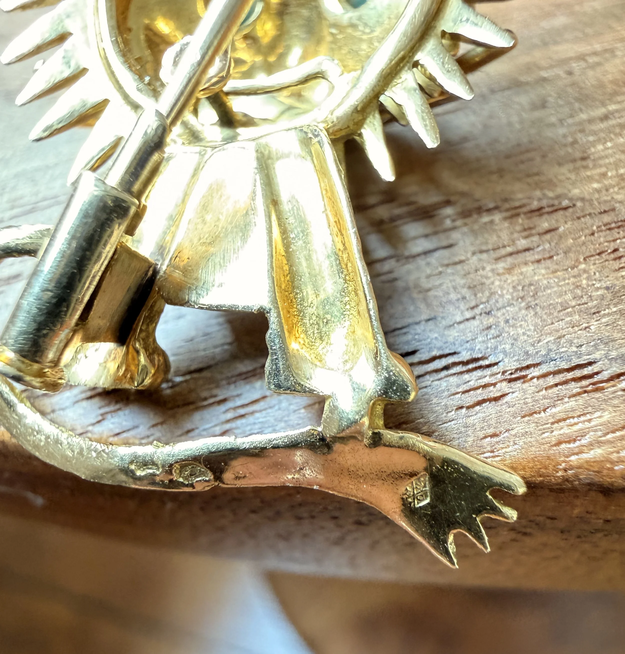 ADR2995-Broche-pendentif-lion-or-jaune-gold-lion-pendant4.jpeg