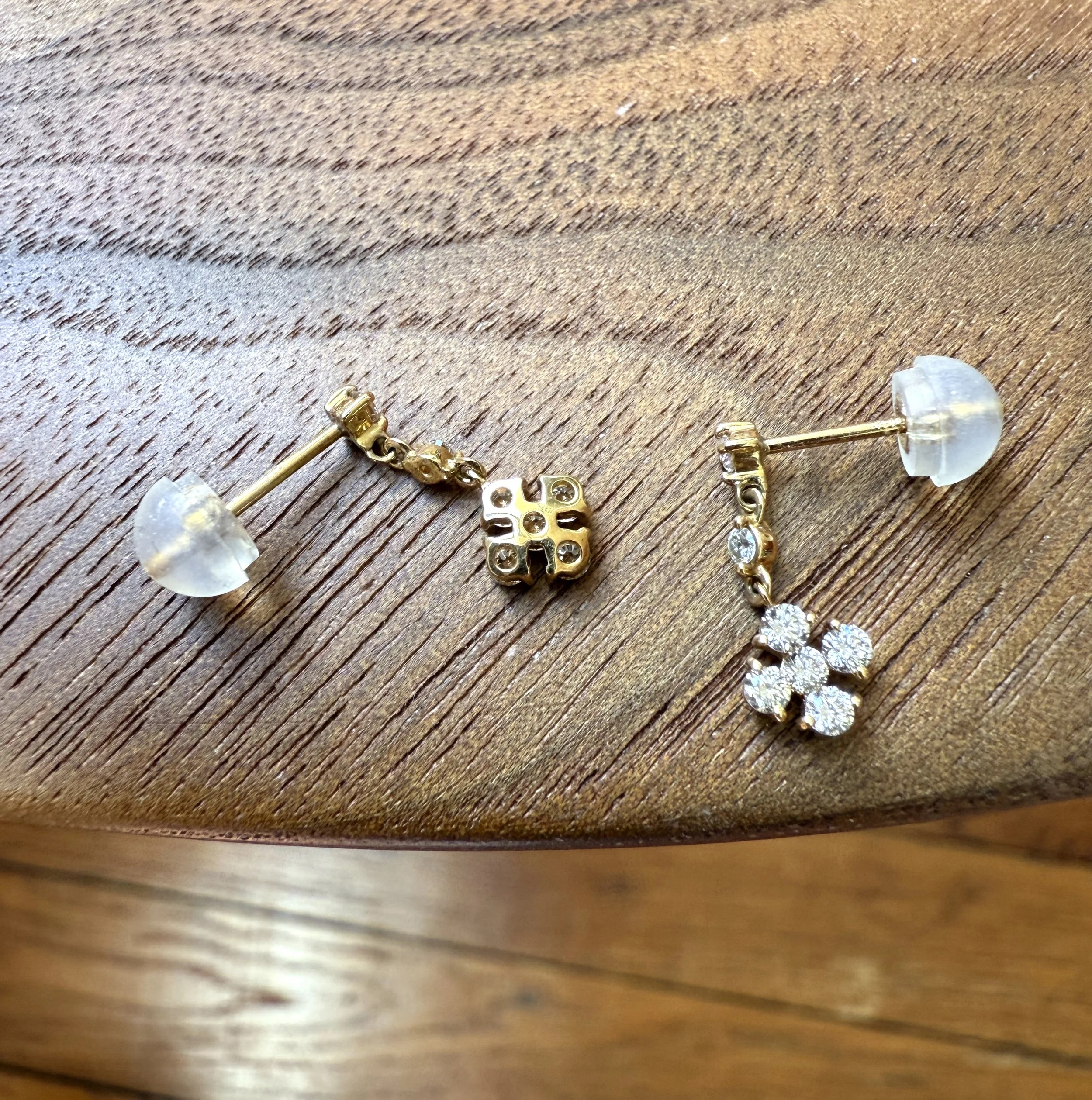 ADR2793-boucles-d-oreilles-or-jaune-diamants-cadeau-naissance-anniversaire (3).jpeg